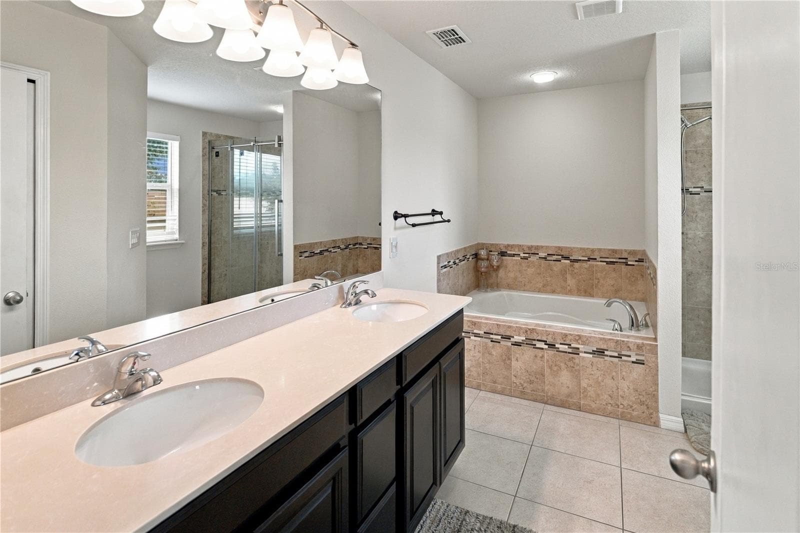 Single Family Residence at 6049 FENDER CT, ORLANDO, photo 32 of 55