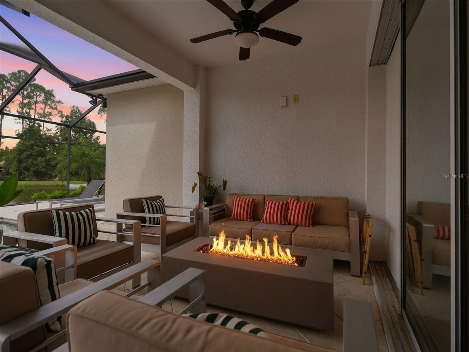 Single Family Residence at 33655 WILLOW POINT CT, WESLEY CHAPEL, photo 42 of 69