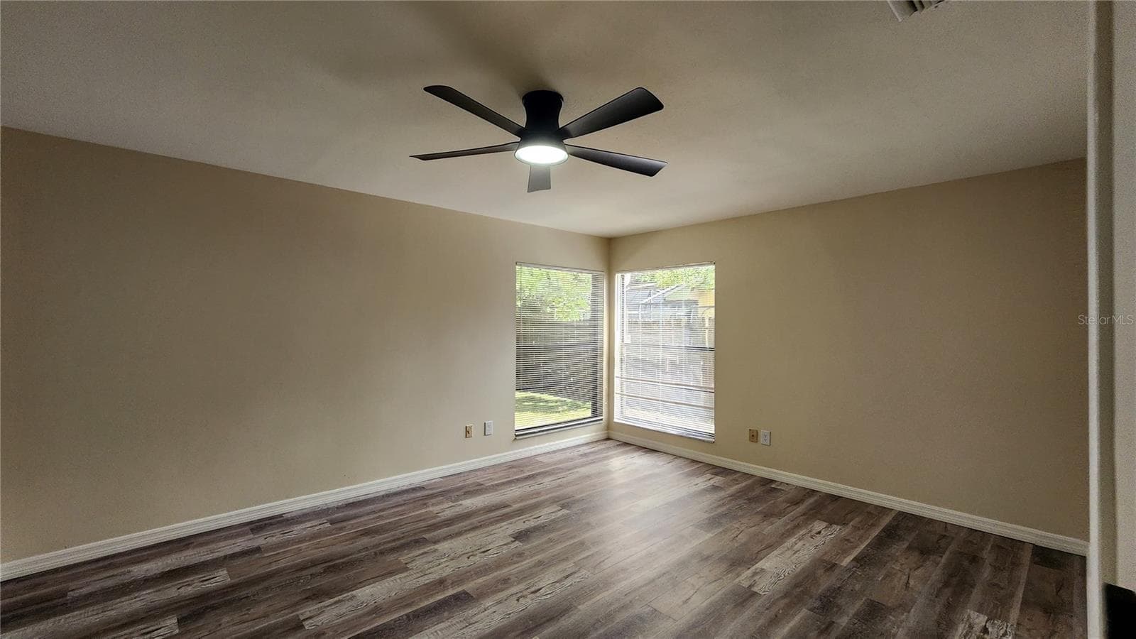 Single Family Residence at 261 DUBLIN DR, LAKE MARY, photo 5 of 13