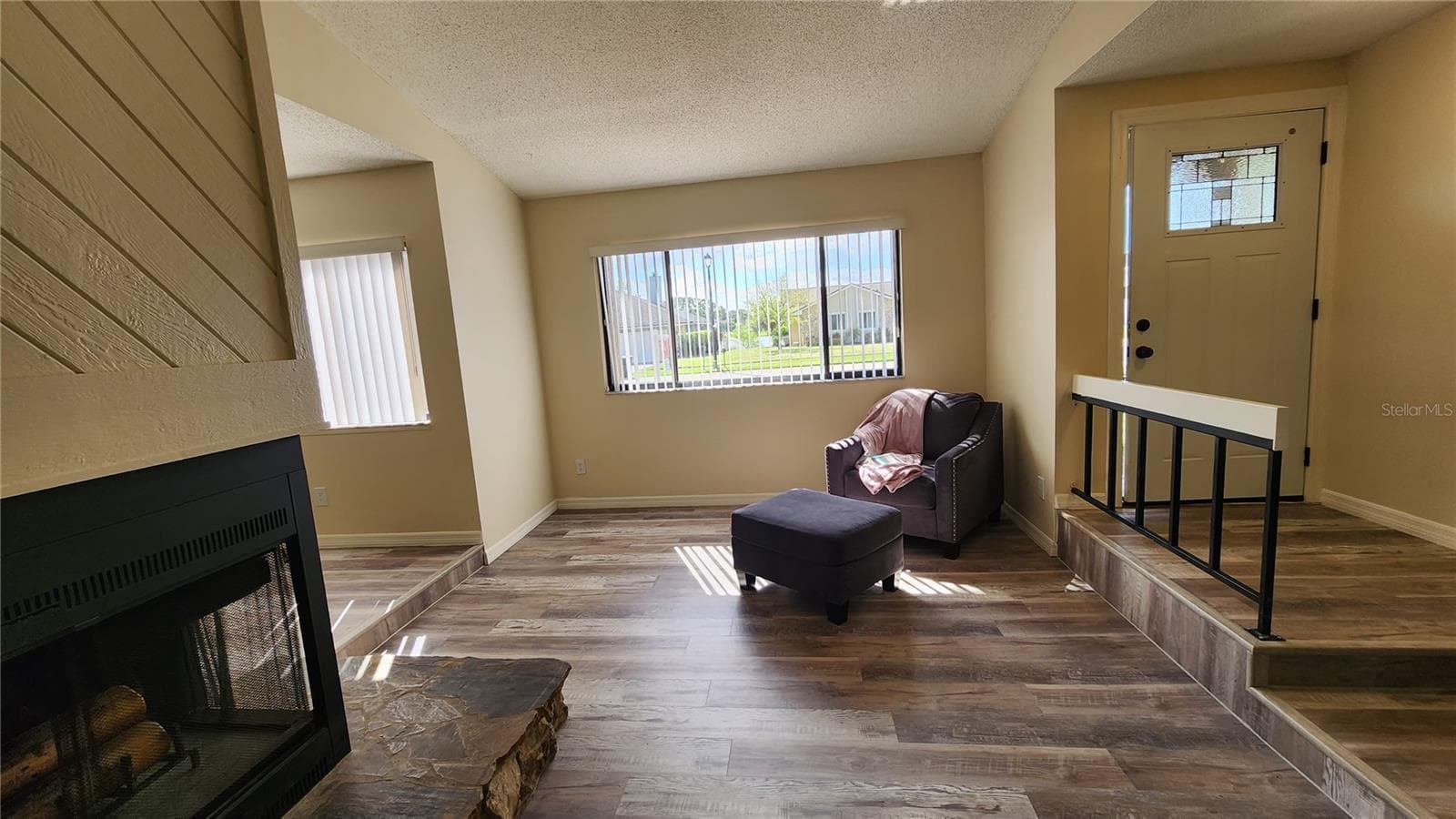 Single Family Residence at 261 DUBLIN DR, LAKE MARY, photo 9 of 13