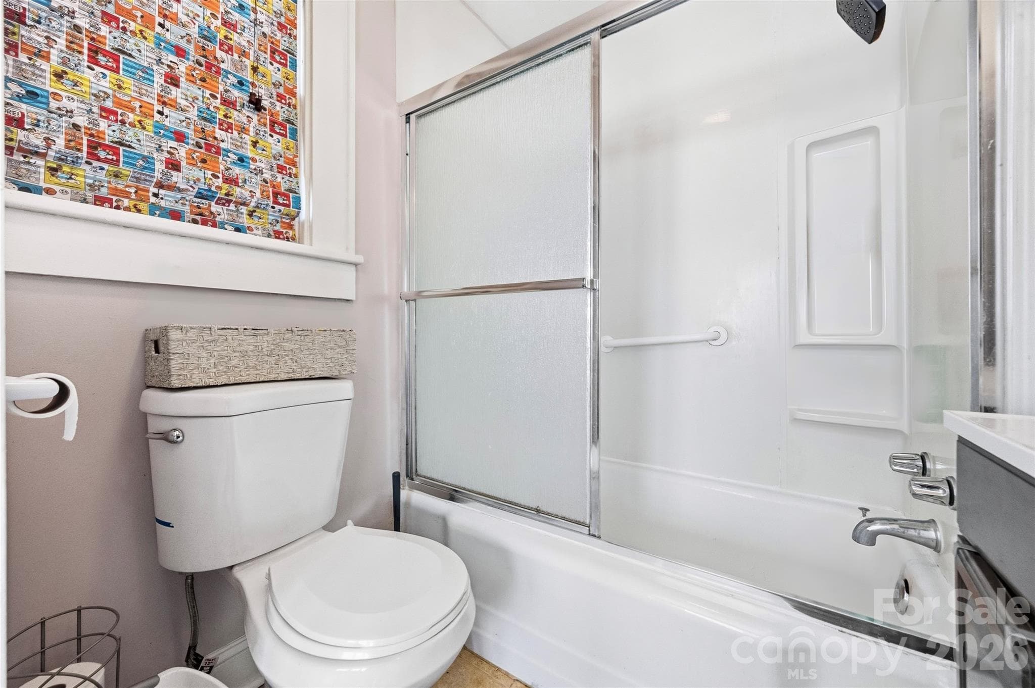 2nd Full downstairs bath - 407 S South Street, Gastonia