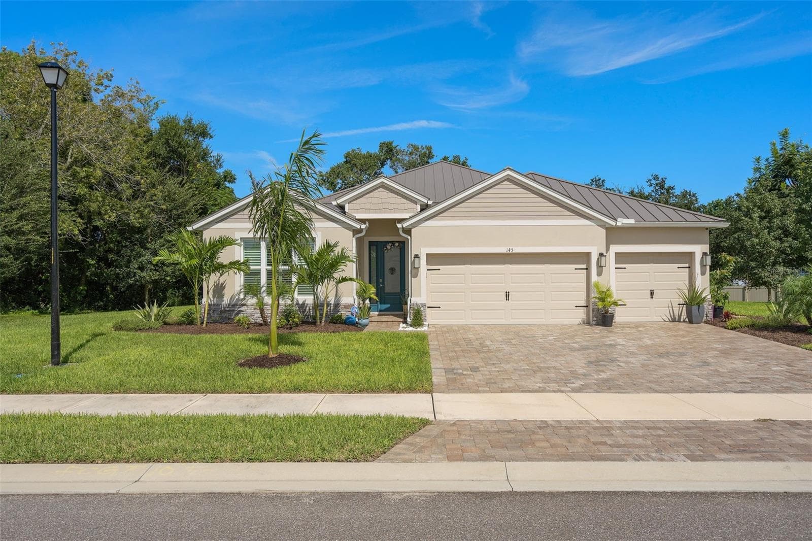 145 FIRST LIGHT CIR