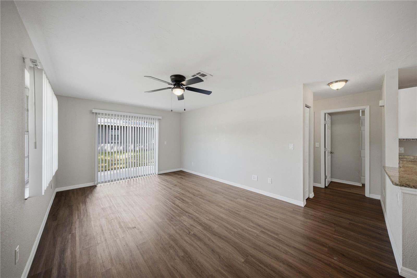 Living Room - 21234 SW RAINTREE ST, DUNNELLON