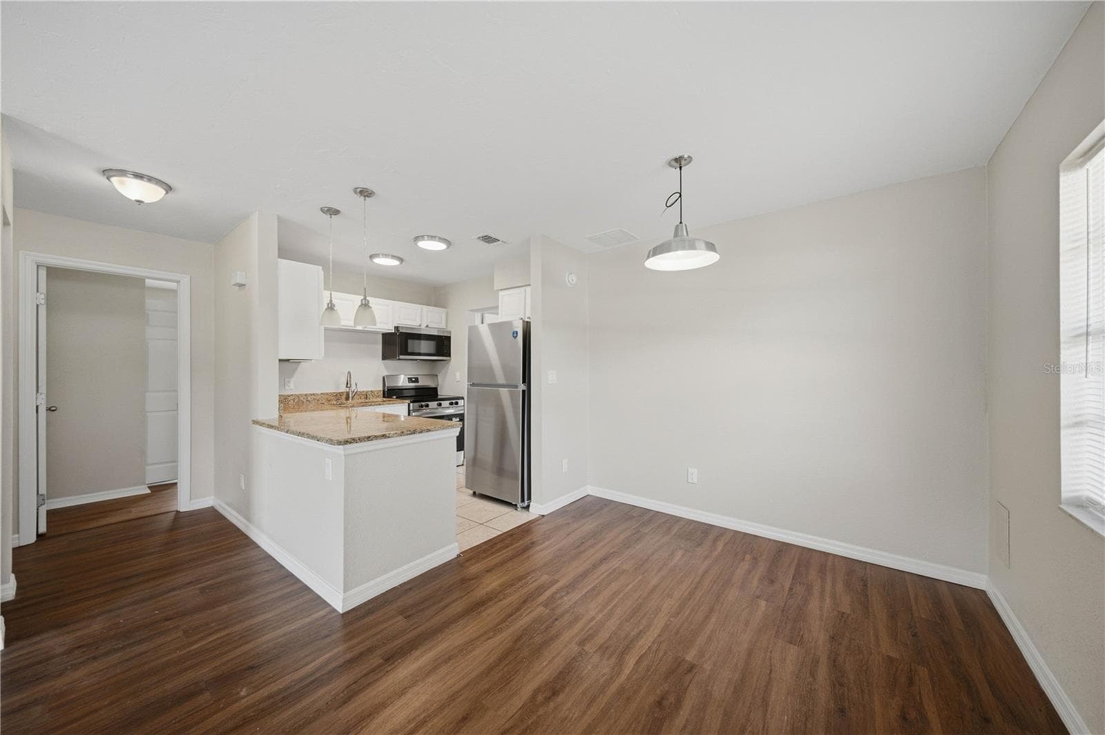 Dining area/Kitchen - 21234 SW RAINTREE ST, DUNNELLON