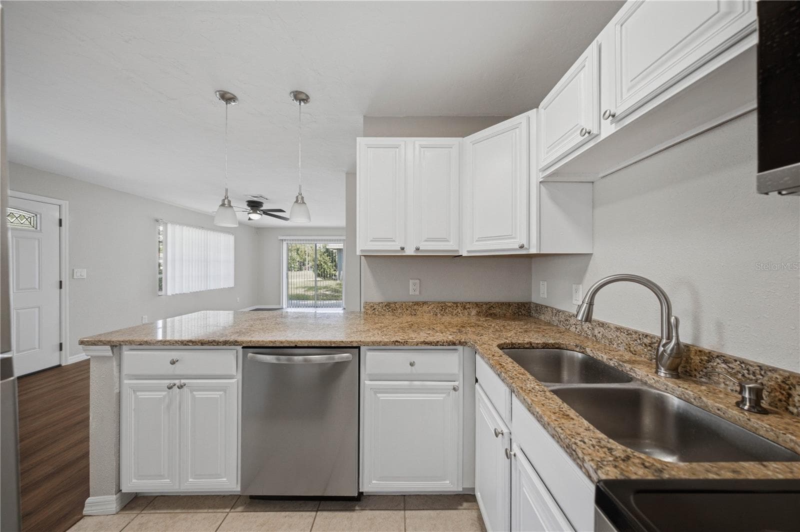 Kitchen - 21234 SW RAINTREE ST, DUNNELLON