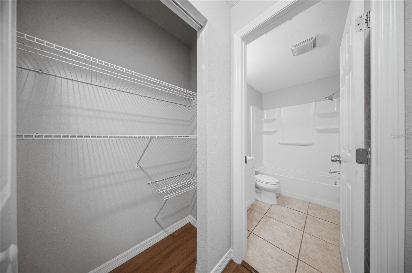 Bathroom - 21234 SW RAINTREE ST, DUNNELLON