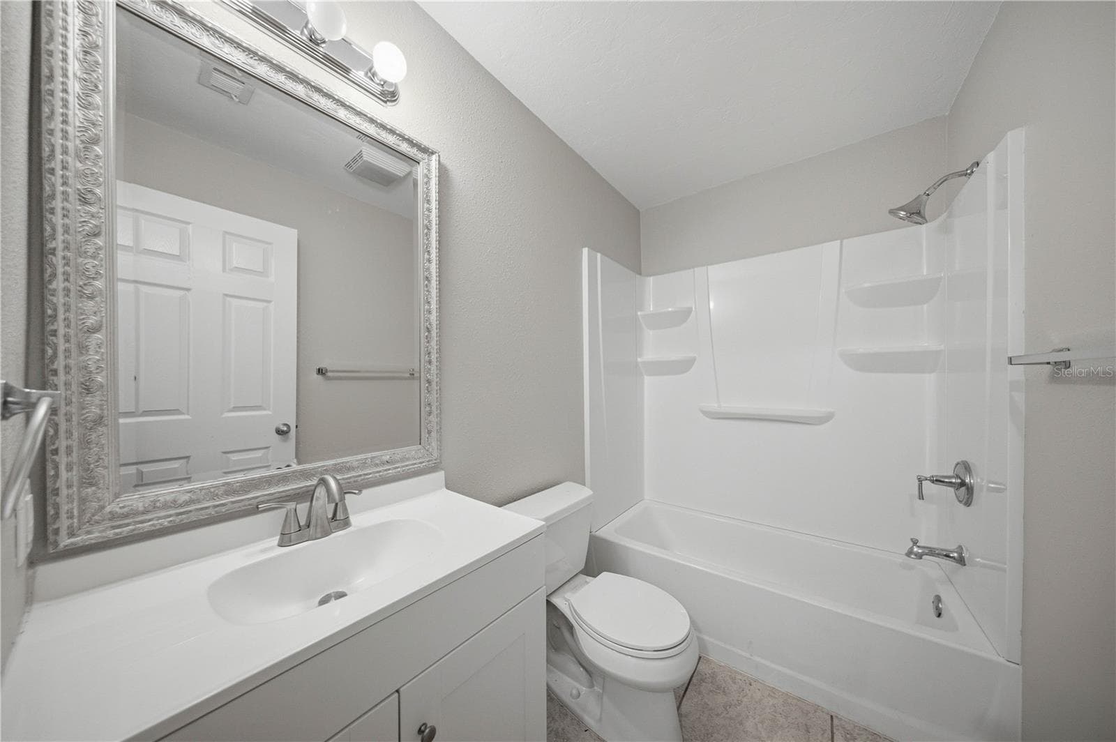 Bathroom - 21234 SW RAINTREE ST, DUNNELLON