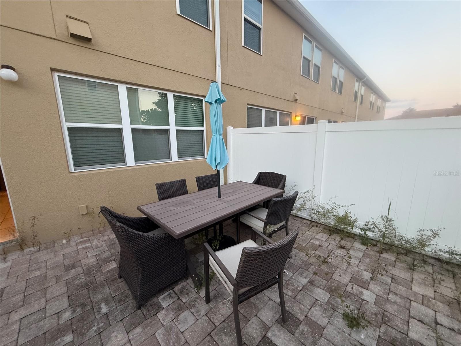 Townhouse at 5148 CROWN HAVEN DR, KISSIMMEE, photo 3 of 12