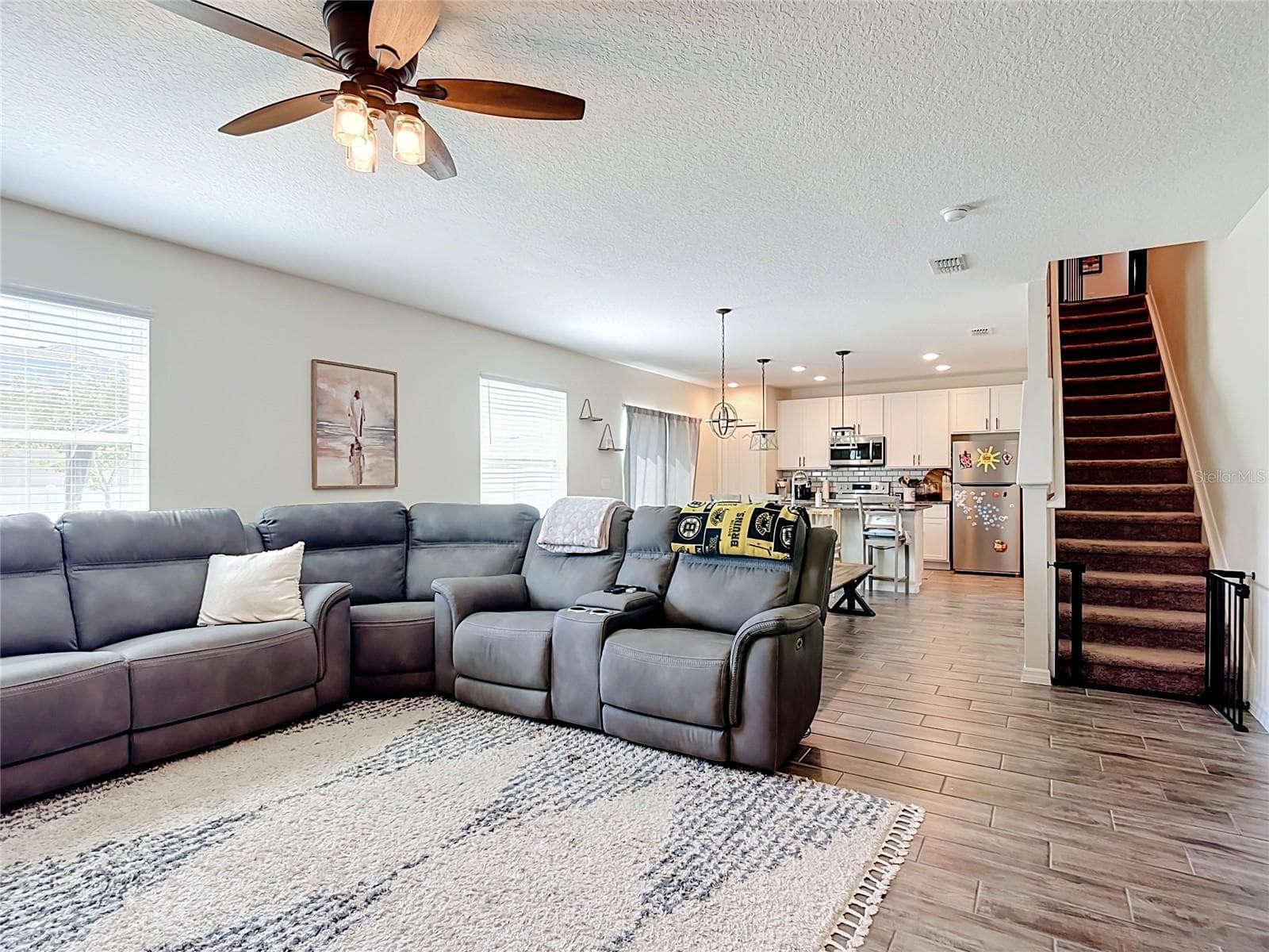 Single Family Residence at 847 FILLMORE CT, DAVENPORT, photo 7 of 20