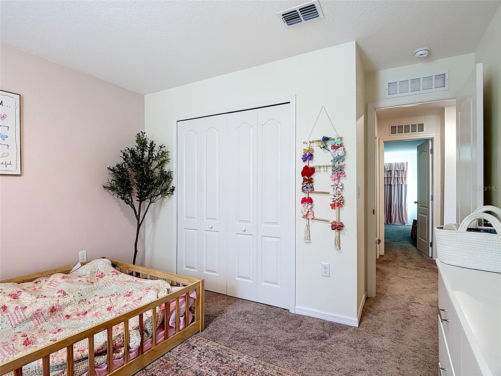 Single Family Residence at 847 FILLMORE CT, DAVENPORT, photo 15 of 20