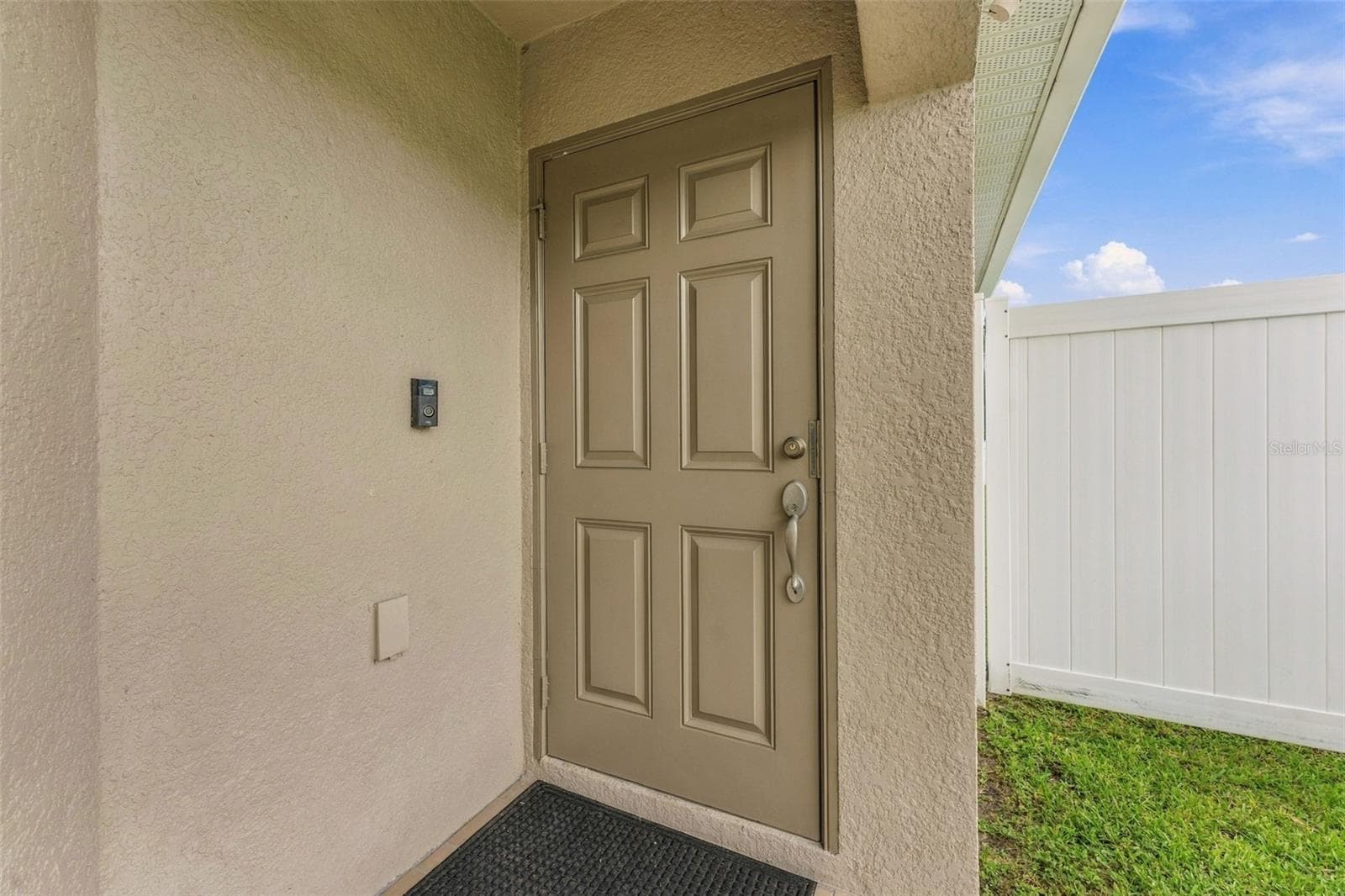 Front door - 3320 CARDINAL FEATHER DR, LAND O LAKES