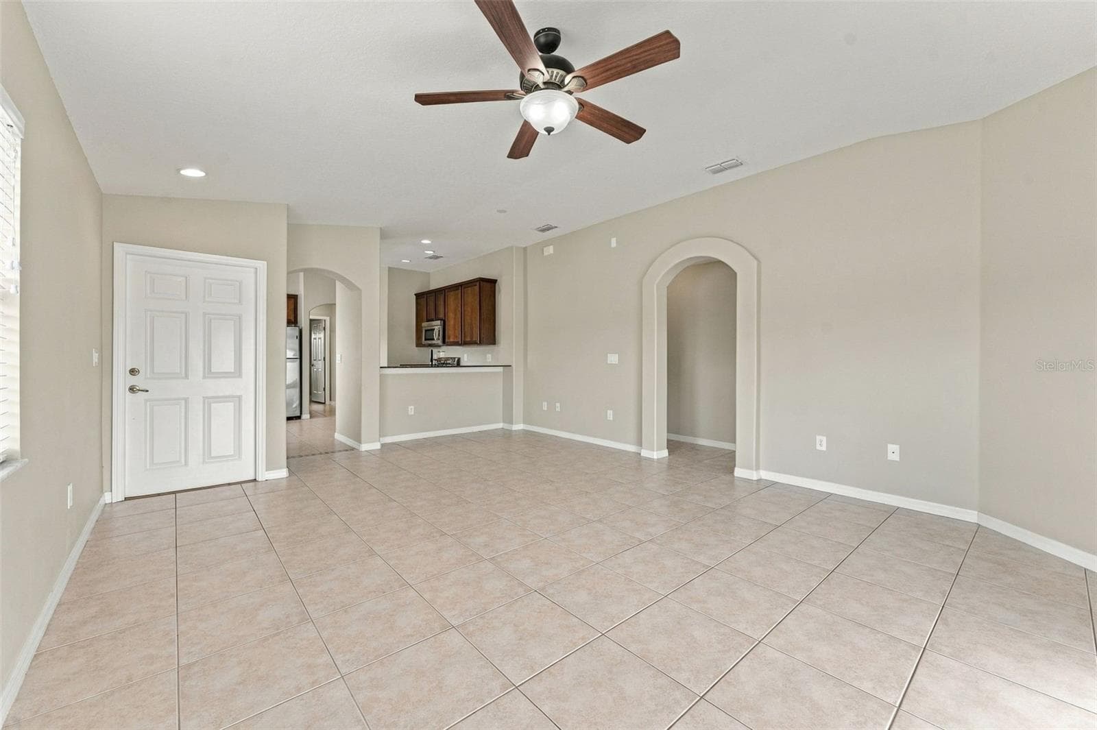 Living room - 3320 CARDINAL FEATHER DR, LAND O LAKES