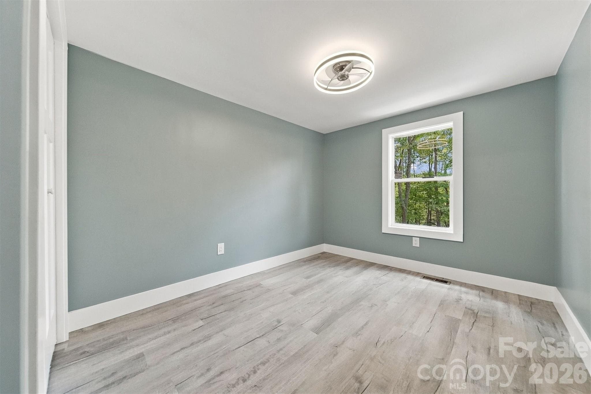 Single Family Residence at 3952 Mountainside School Road, Lenoir, photo 11 of 19