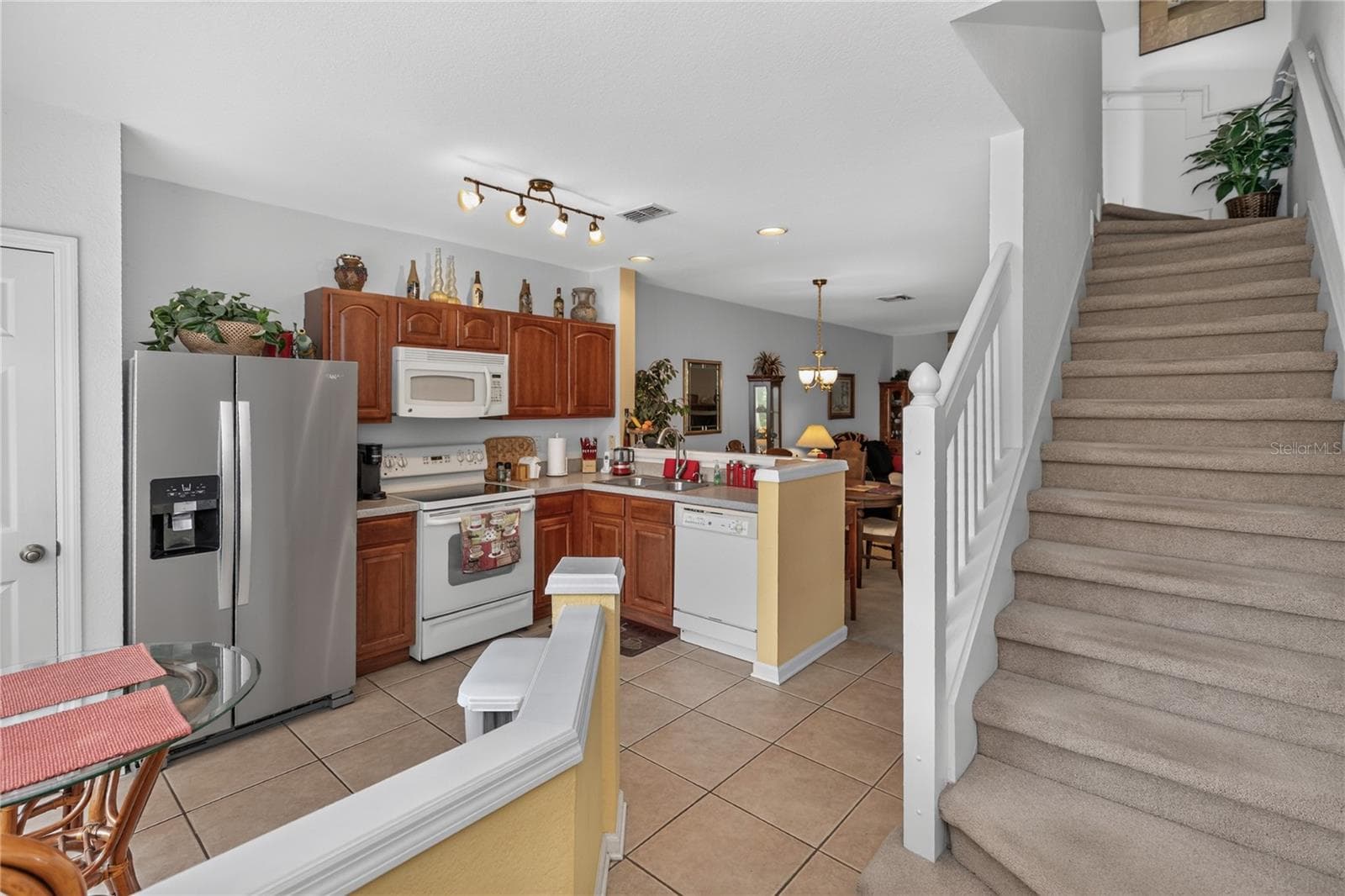 Townhouse at 716 SHROPSHIRE LOOP, SANFORD, photo 7 of 45