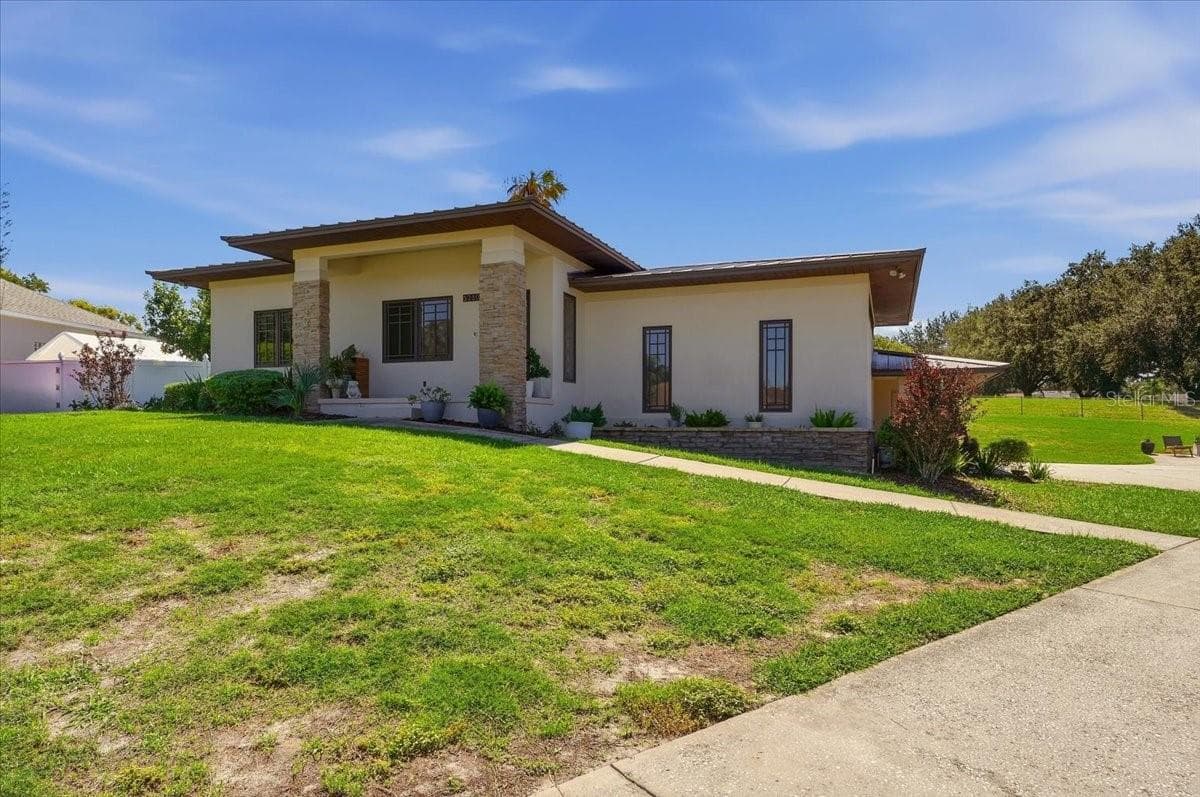 Single Family Residence at 3239 SUMMERLAND HILLS CT, LAKELAND, photo 3 of 76