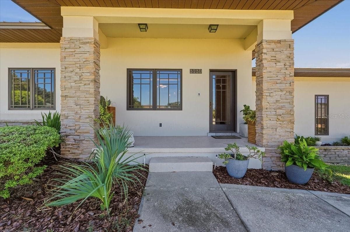 Single Family Residence at 3239 SUMMERLAND HILLS CT, LAKELAND, photo 16 of 76