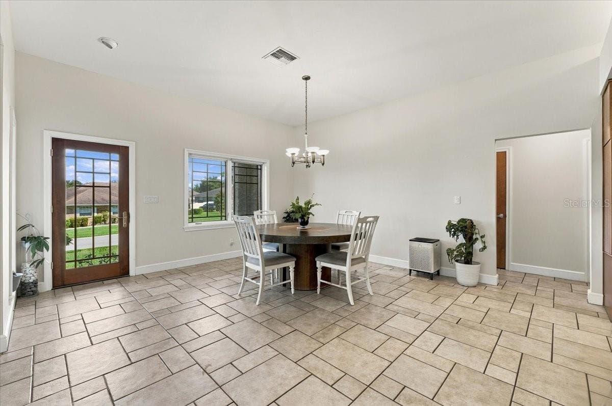 Single Family Residence at 3239 SUMMERLAND HILLS CT, LAKELAND, photo 31 of 76