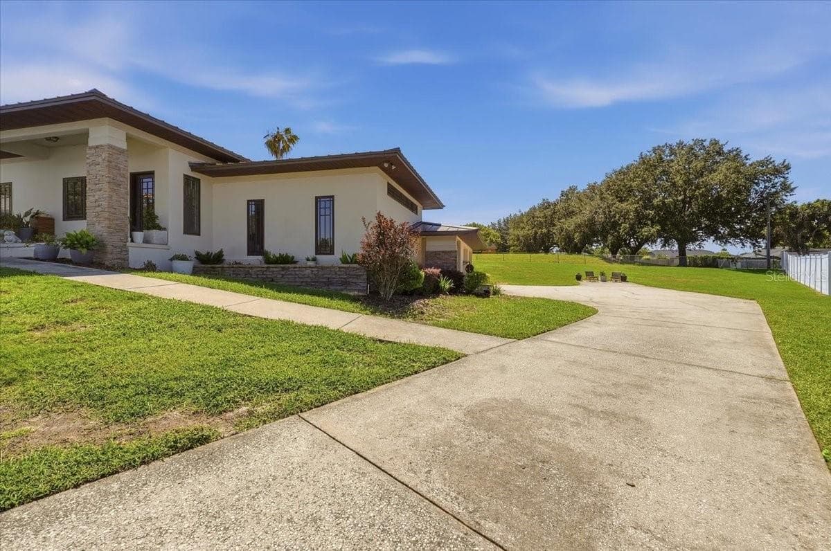 Single Family Residence at 3239 SUMMERLAND HILLS CT, LAKELAND, photo 72 of 76