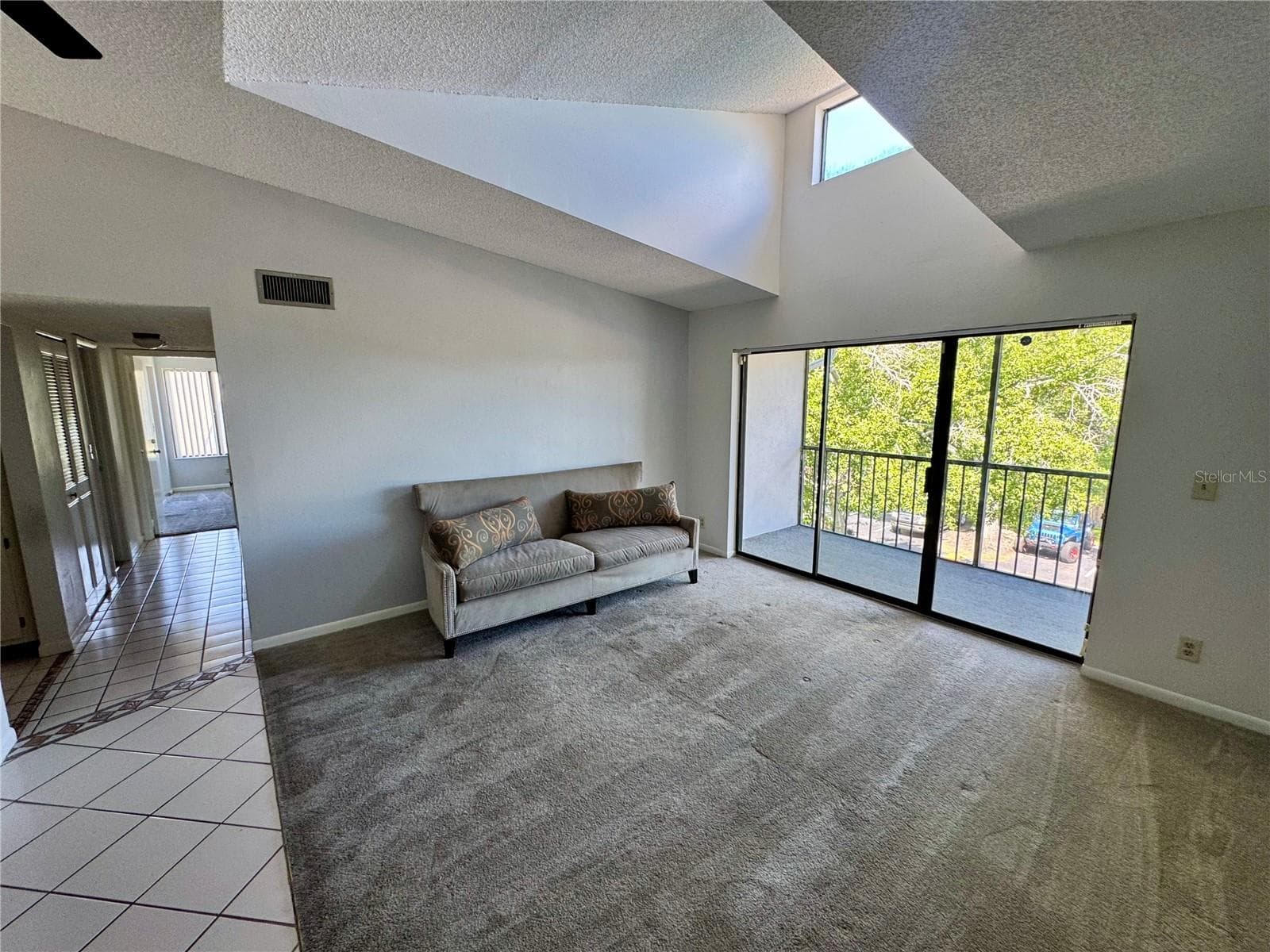 Condominium at 8215 SUN SPRING CIR #43, ORLANDO, photo 5 of 47