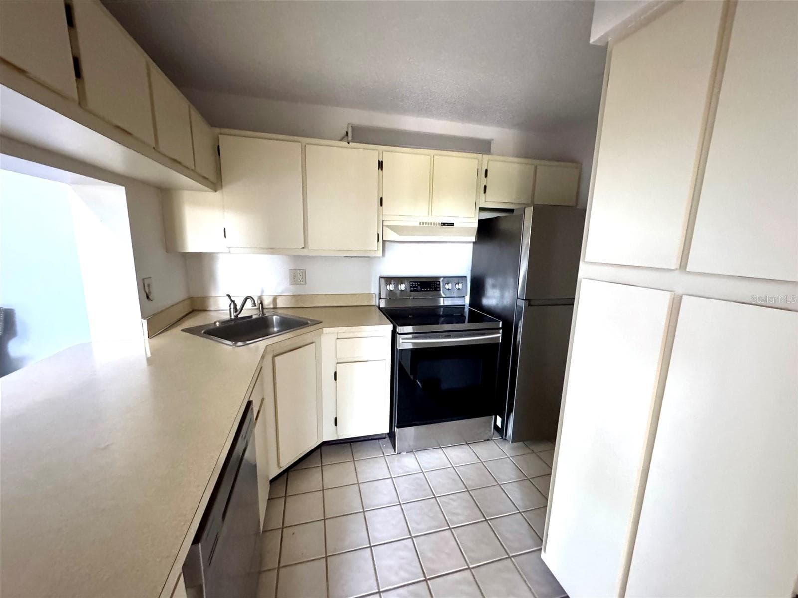 Condominium at 8215 SUN SPRING CIR #43, ORLANDO, photo 21 of 47