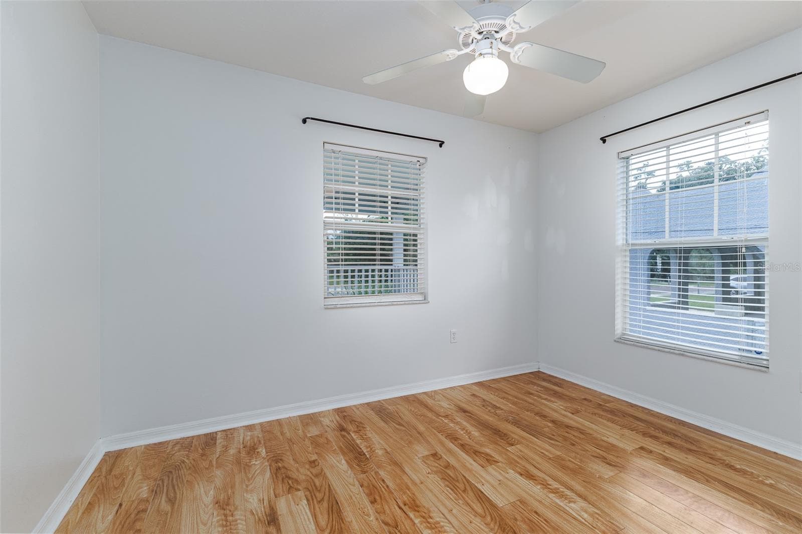 Single Family Residence at 517 W PATTERSON ST, LAKELAND, photo 44 of 51