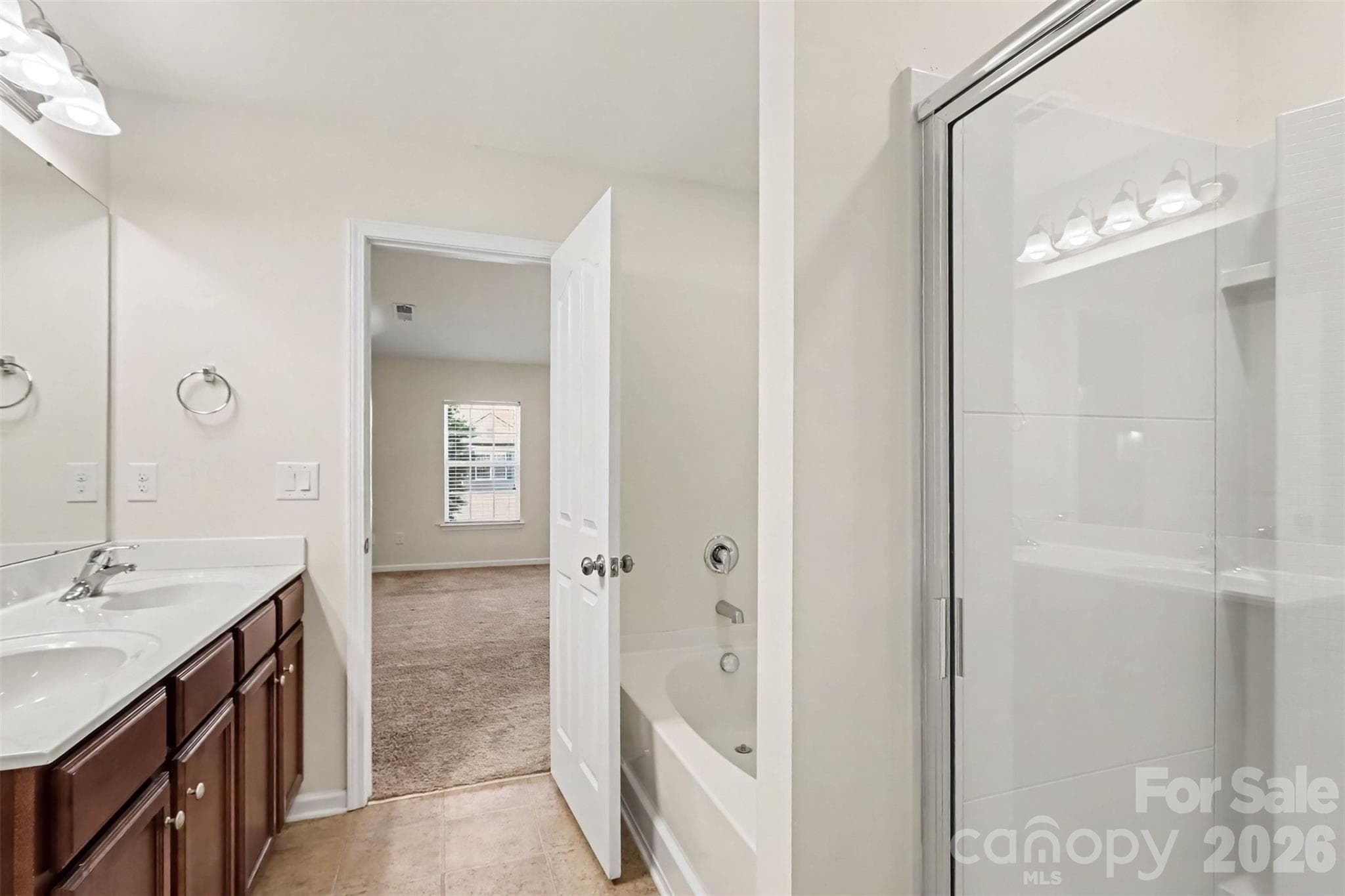 Single Family Residence at 8824 Merrie Rose Avenue, Charlotte, photo 16 of 21