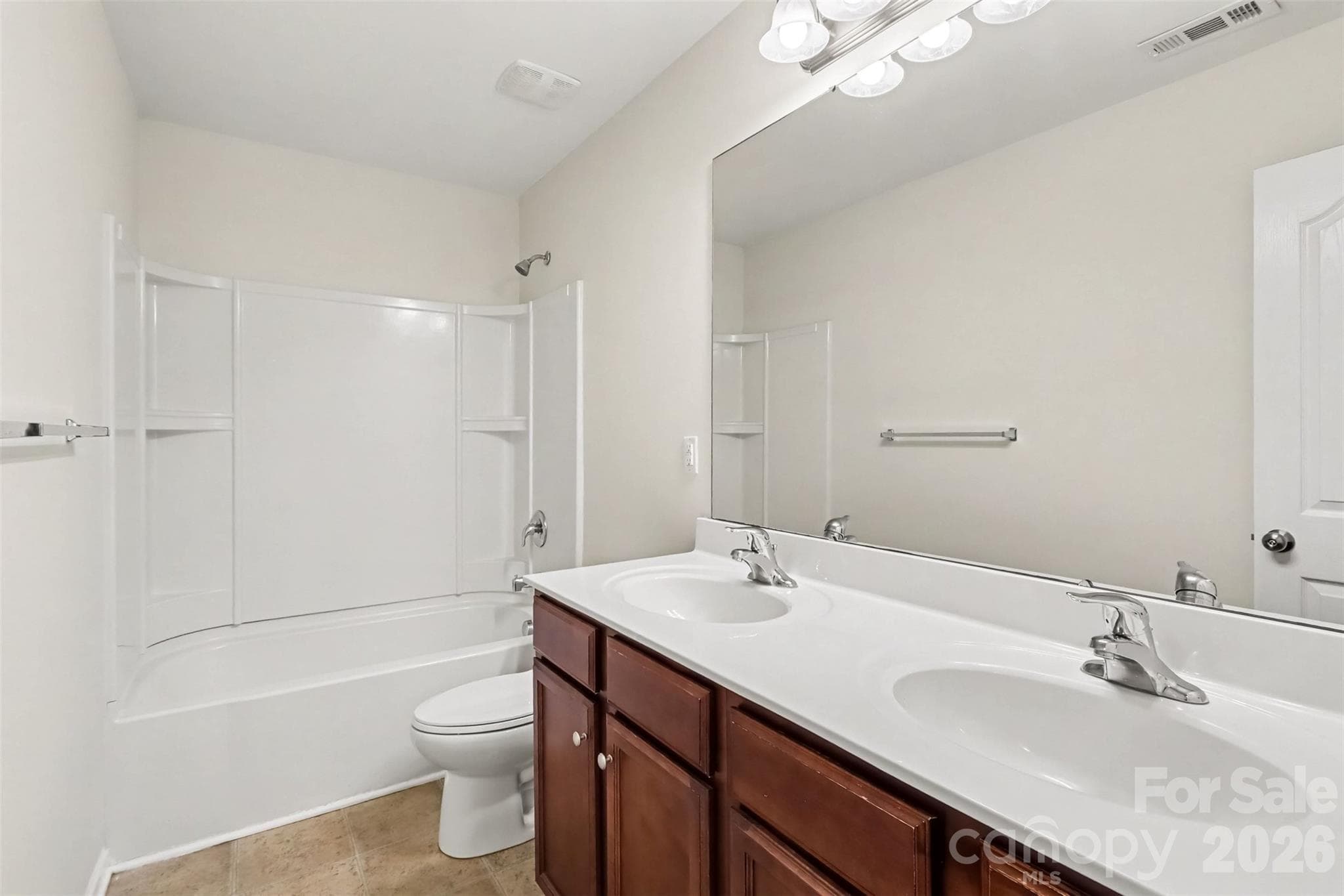 Single Family Residence at 8824 Merrie Rose Avenue, Charlotte, photo 18 of 21