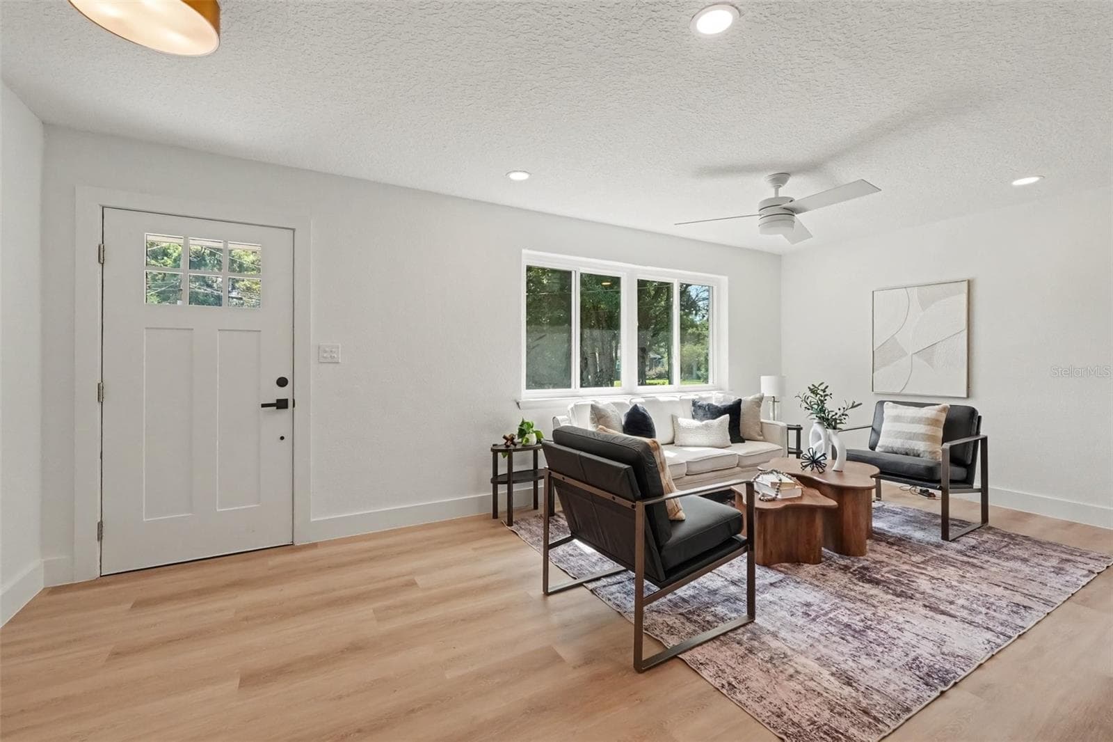 Single Family Residence at 4639 MARTINGALE RD, JACKSONVILLE, photo 2 of 24