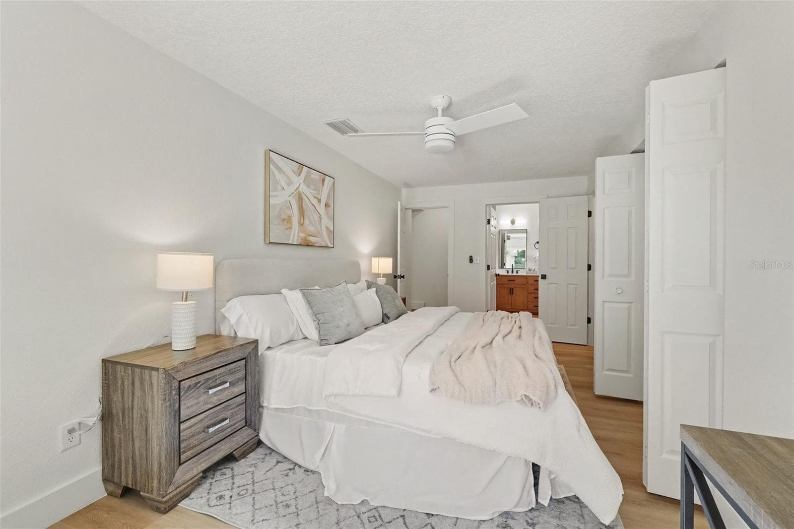 Single Family Residence at 4639 MARTINGALE RD, JACKSONVILLE, photo 12 of 24