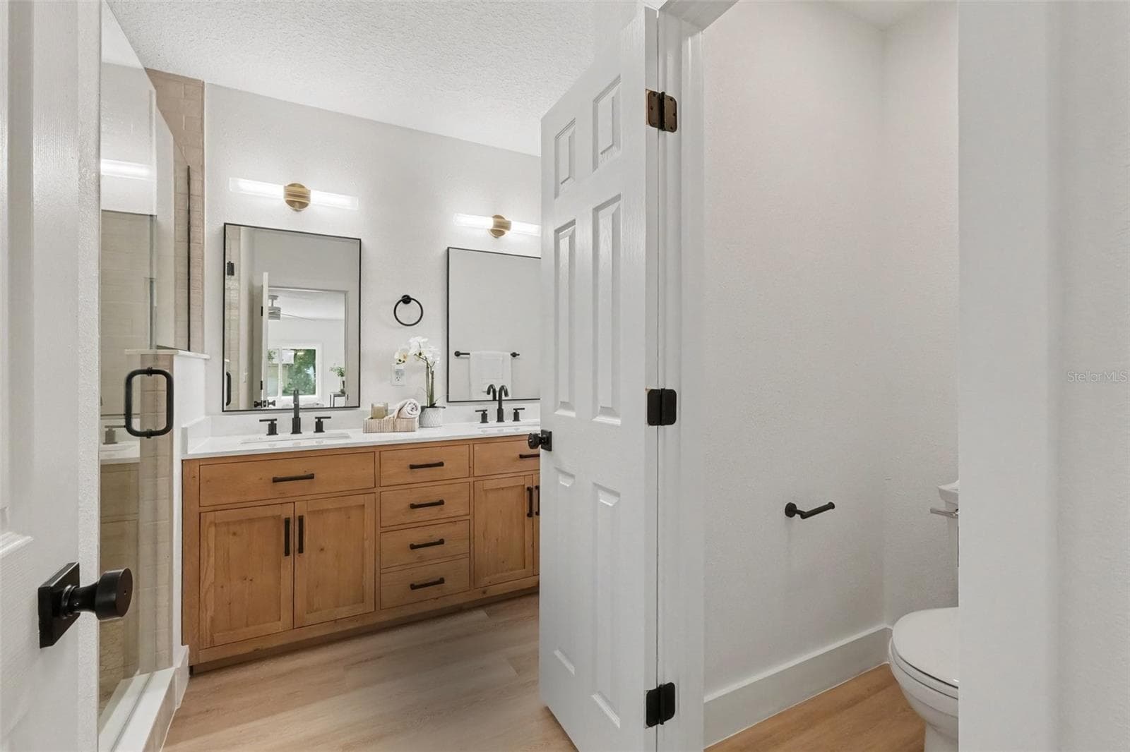 Single Family Residence at 4639 MARTINGALE RD, JACKSONVILLE, photo 13 of 24