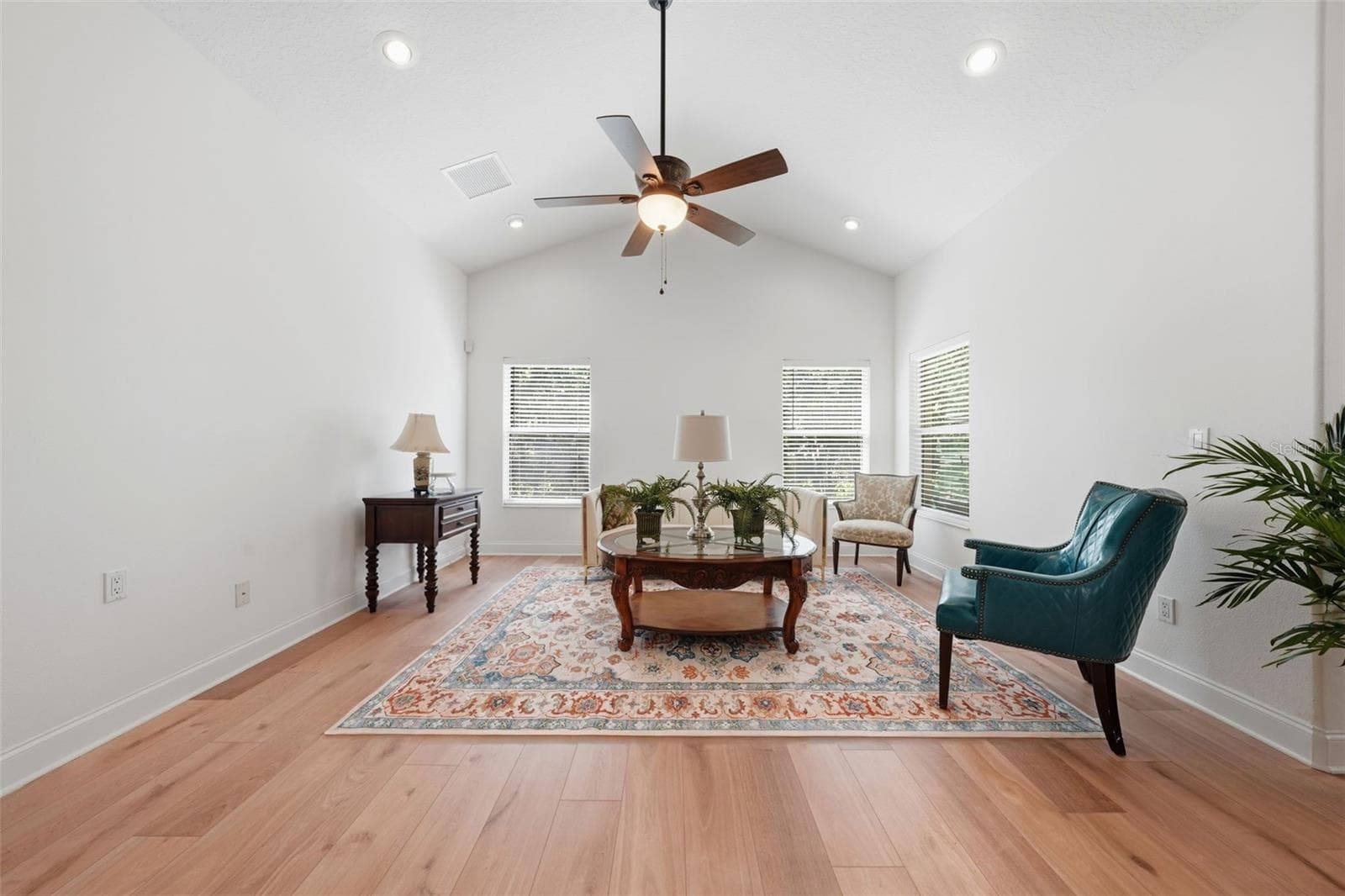 Single Family Residence at 6967 BRESCIA WAY, ORLANDO, photo 12 of 33