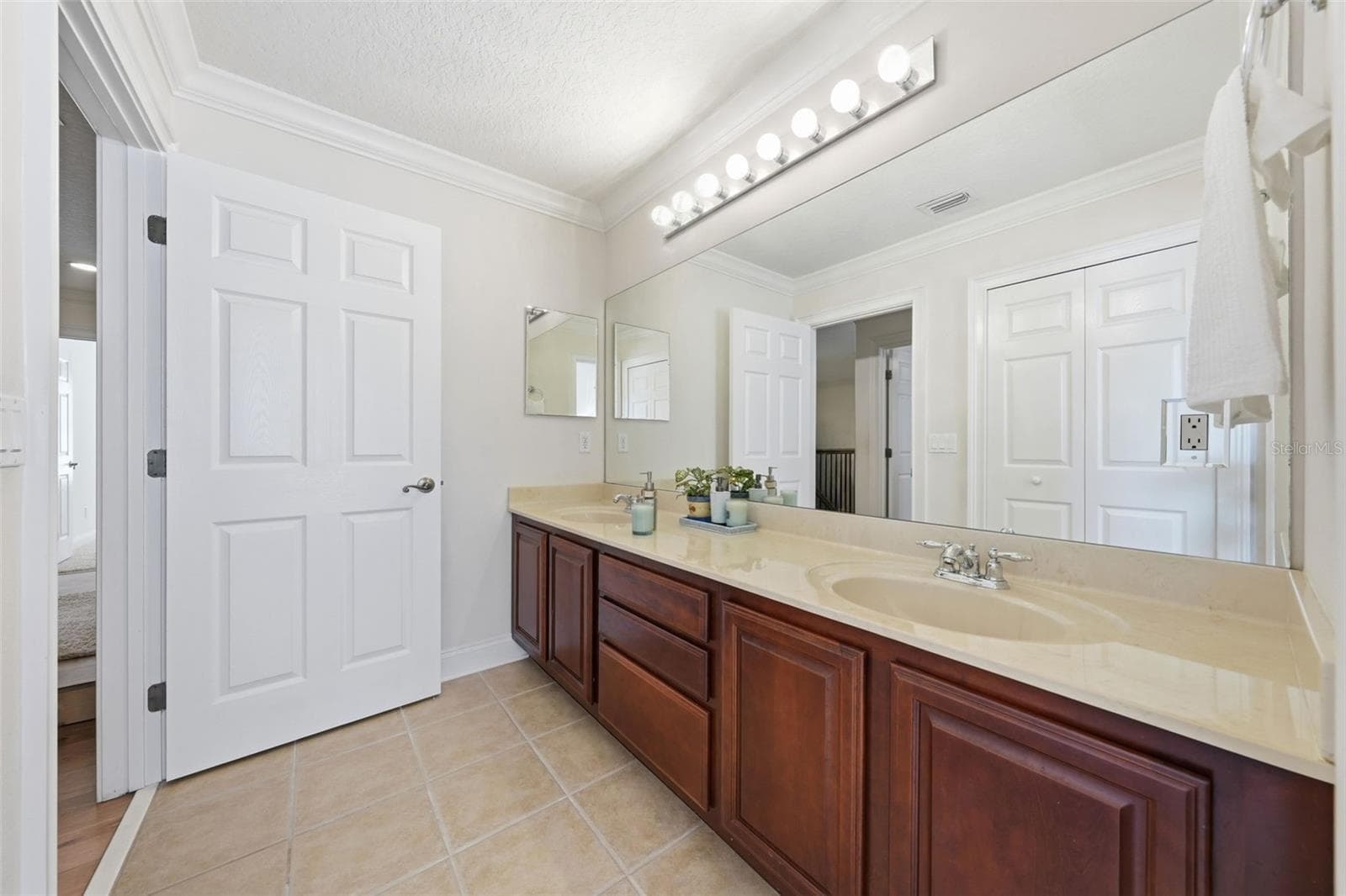 Single Family Residence at 6967 BRESCIA WAY, ORLANDO, photo 26 of 33