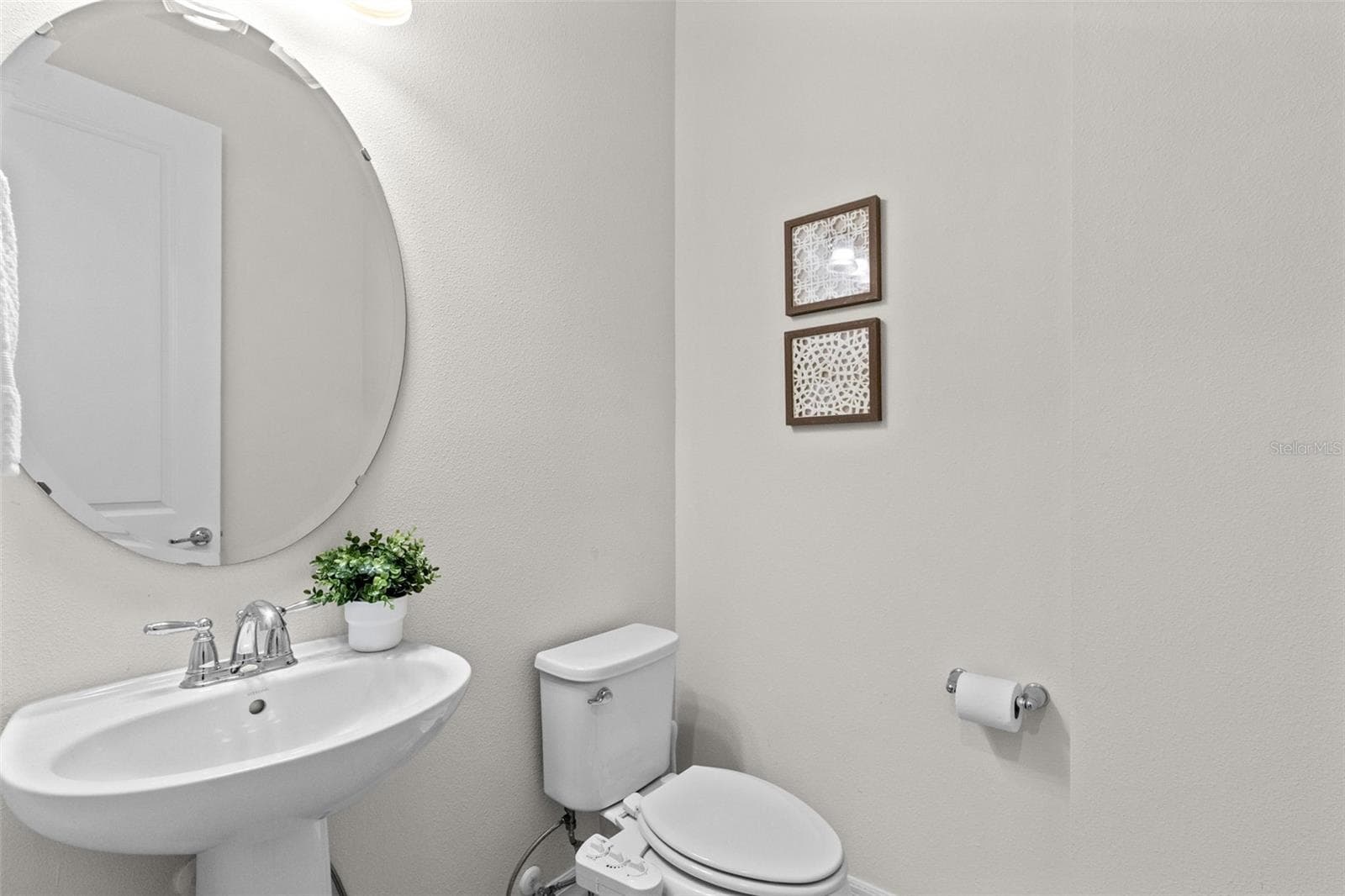 Half Bath - 1196 PATTERSON TER, LAKE MARY