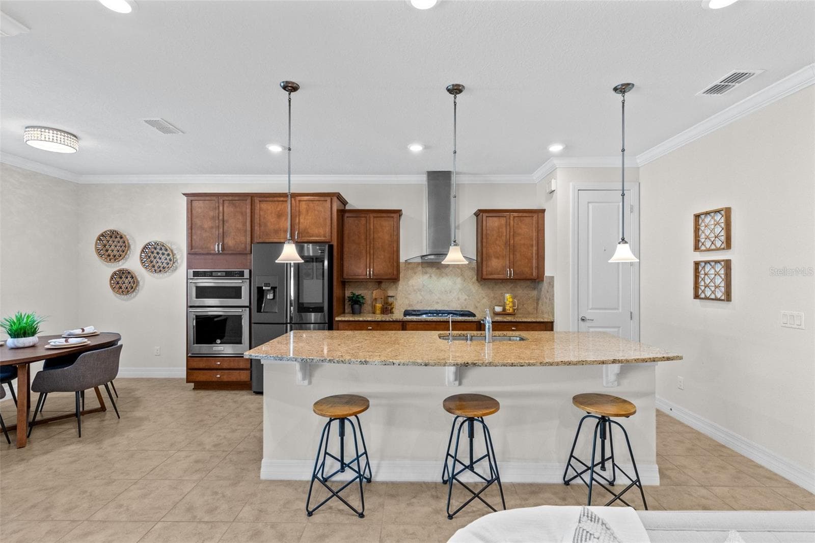 Upgraded Kitchen w. Closet Pantry - 1196 PATTERSON TER, LAKE MARY
