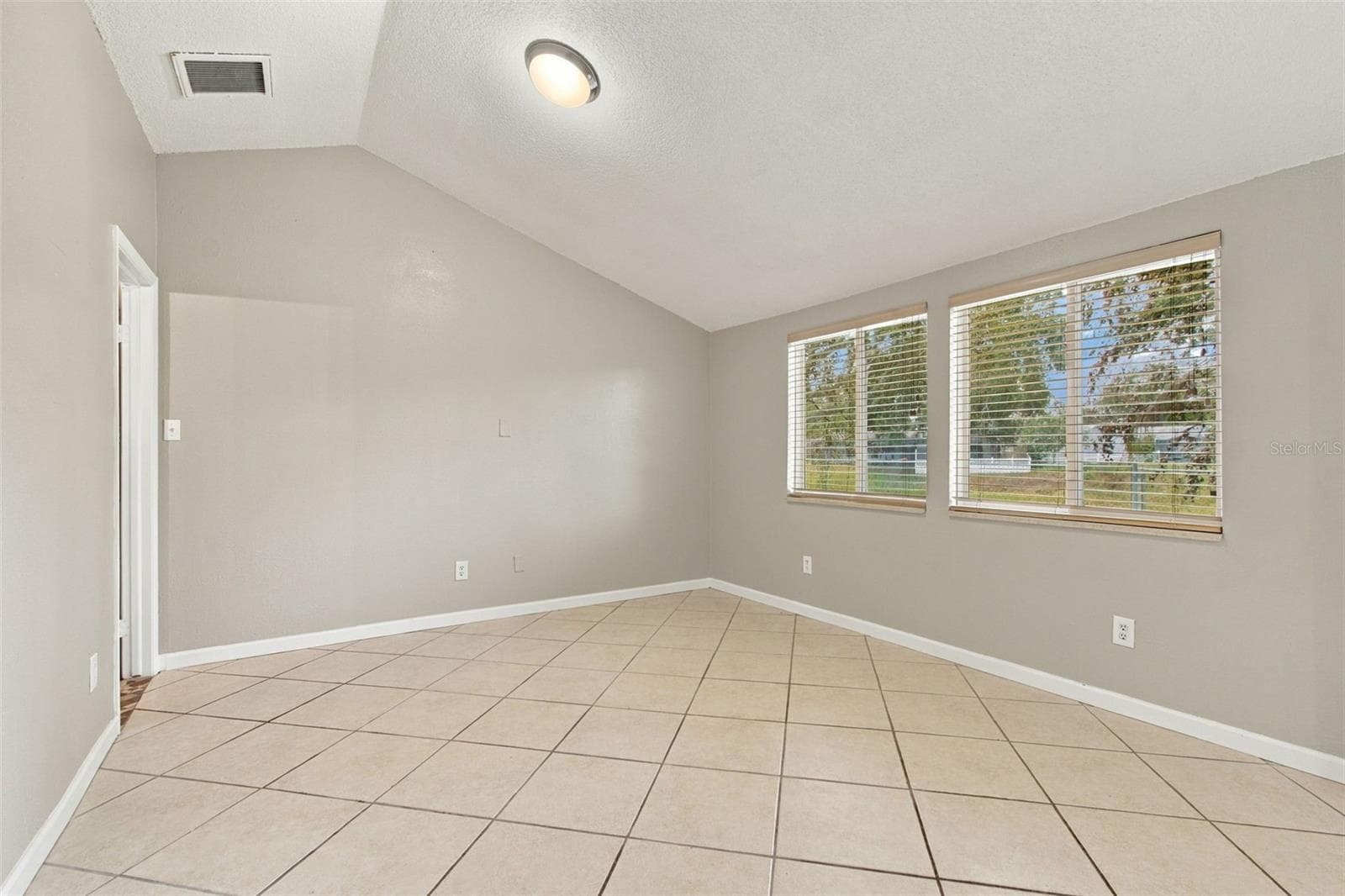 Single Family Residence at 373 FOXCROFT DR E, PALM HARBOR, photo 22 of 63