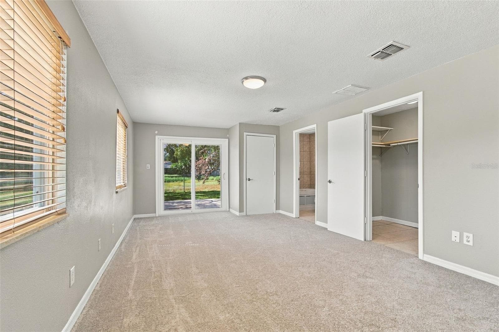 Single Family Residence at 373 FOXCROFT DR E, PALM HARBOR, photo 31 of 63
