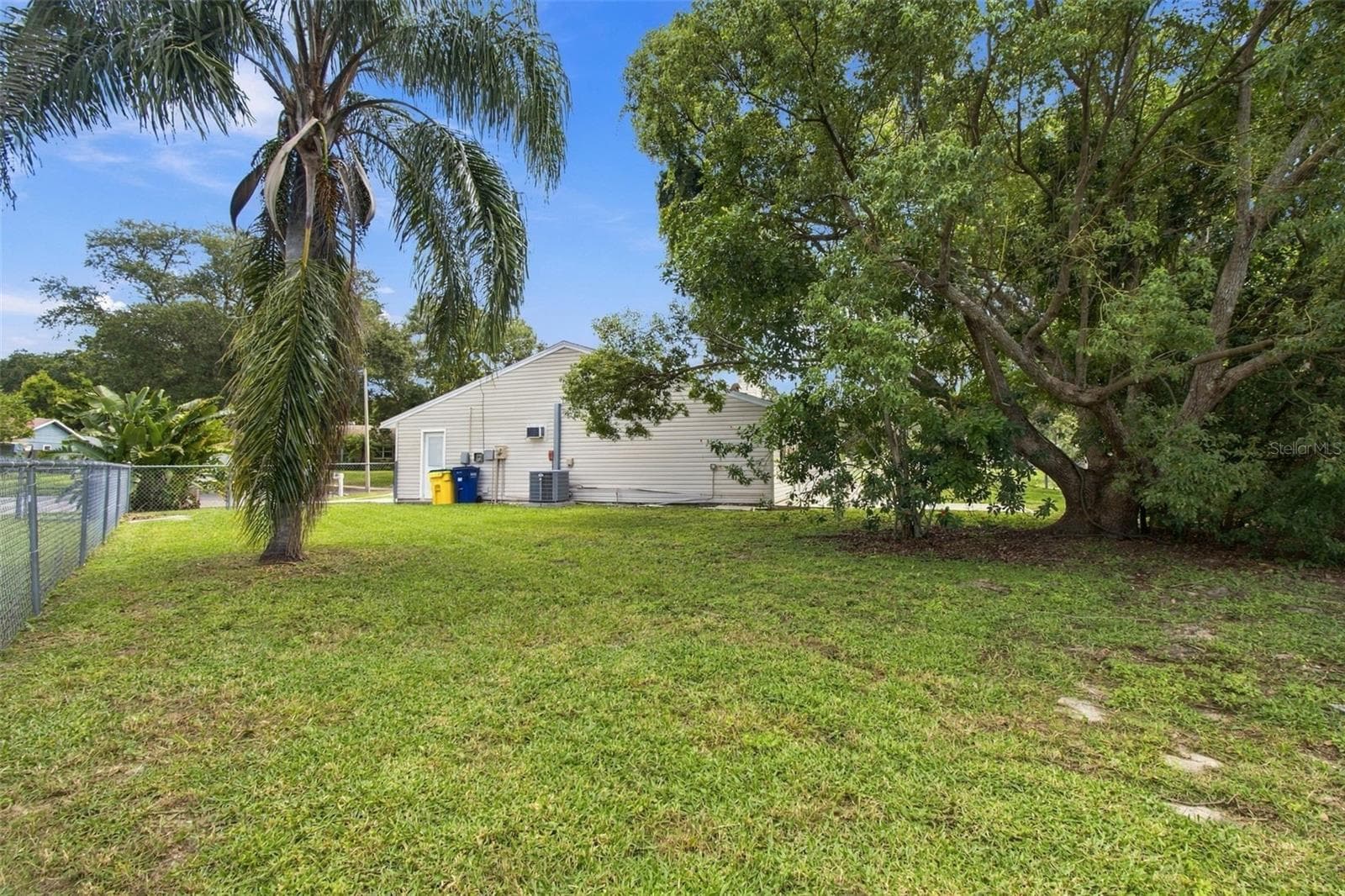 Single Family Residence at 373 FOXCROFT DR E, PALM HARBOR, photo 49 of 63