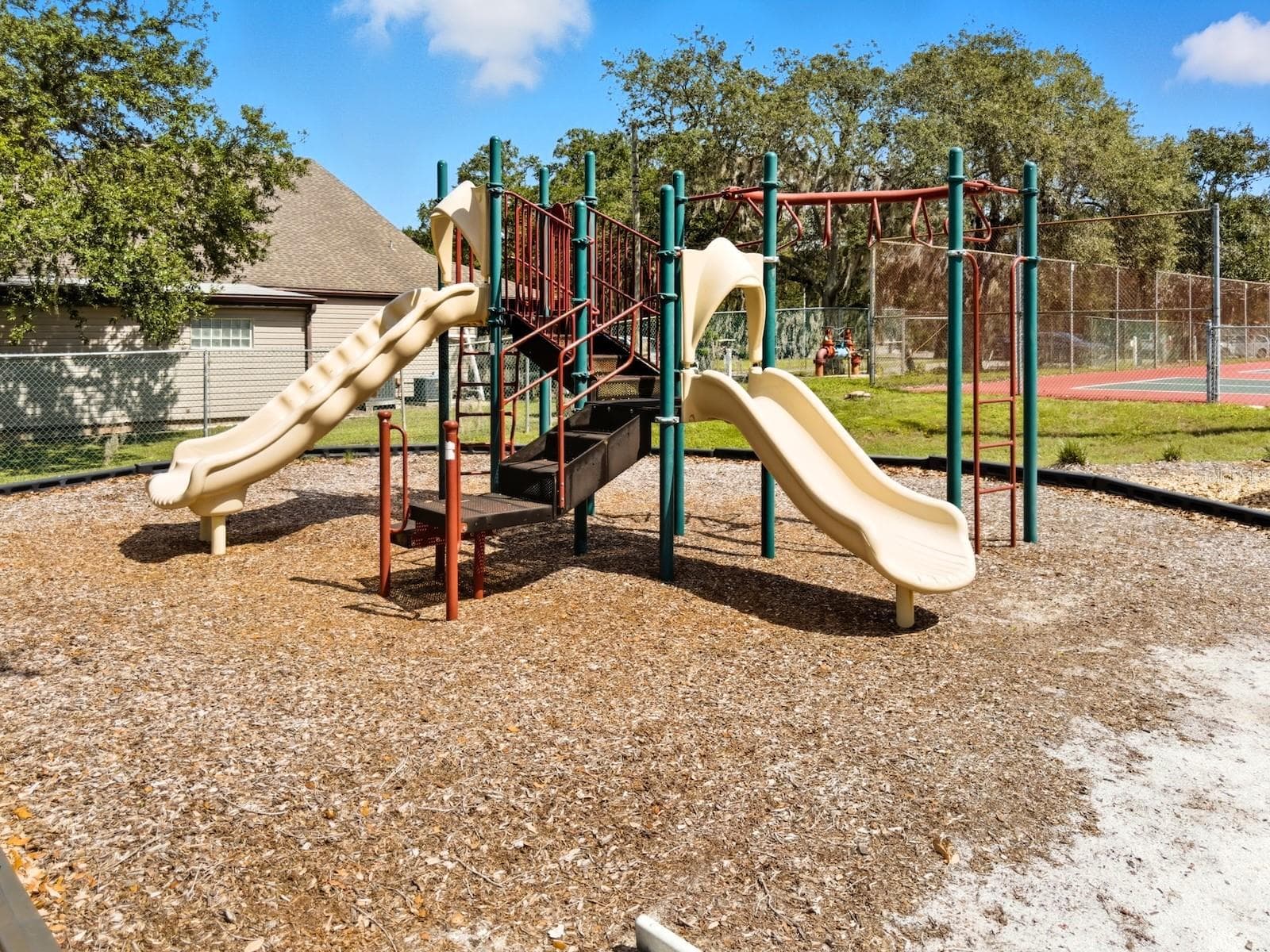 Condominium at 7319 GREYSTONE DR, HUDSON, photo 42 of 43