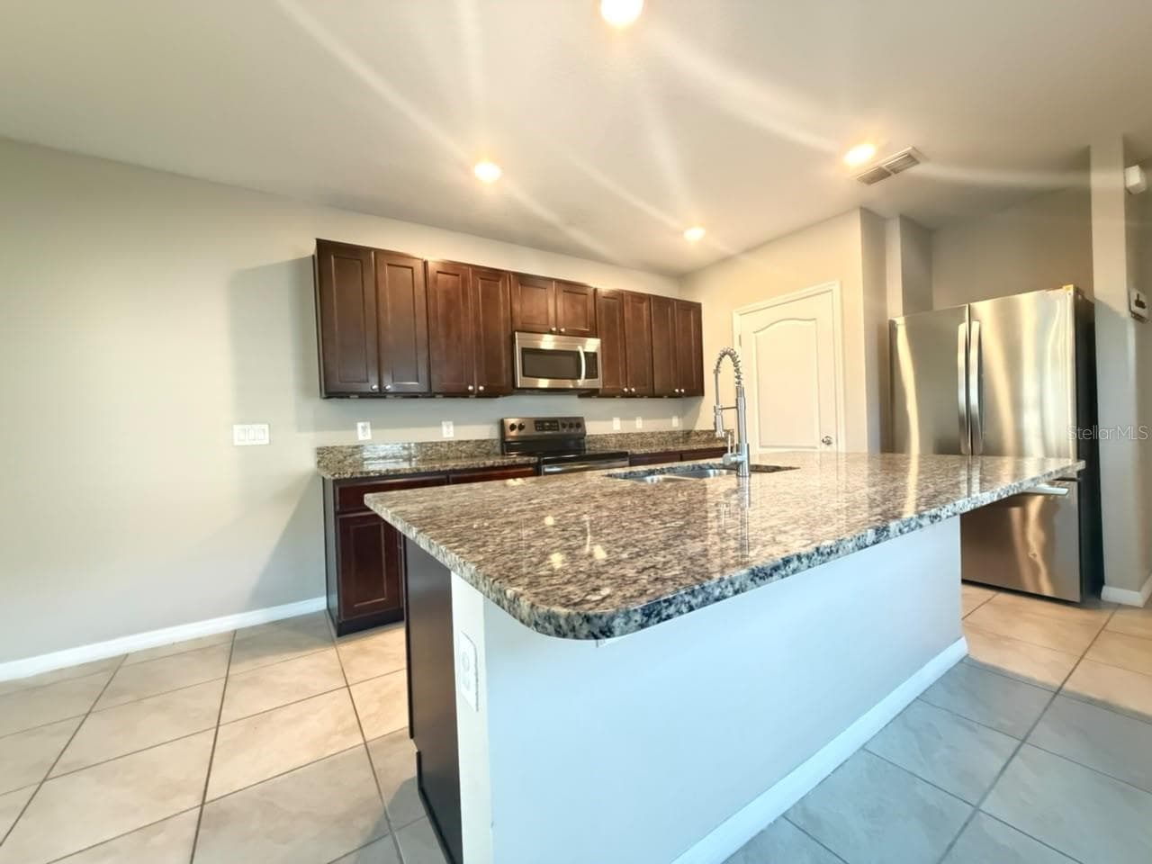 Single Family Residence at 4580 GADWALL DR, KISSIMMEE, photo 4 of 21