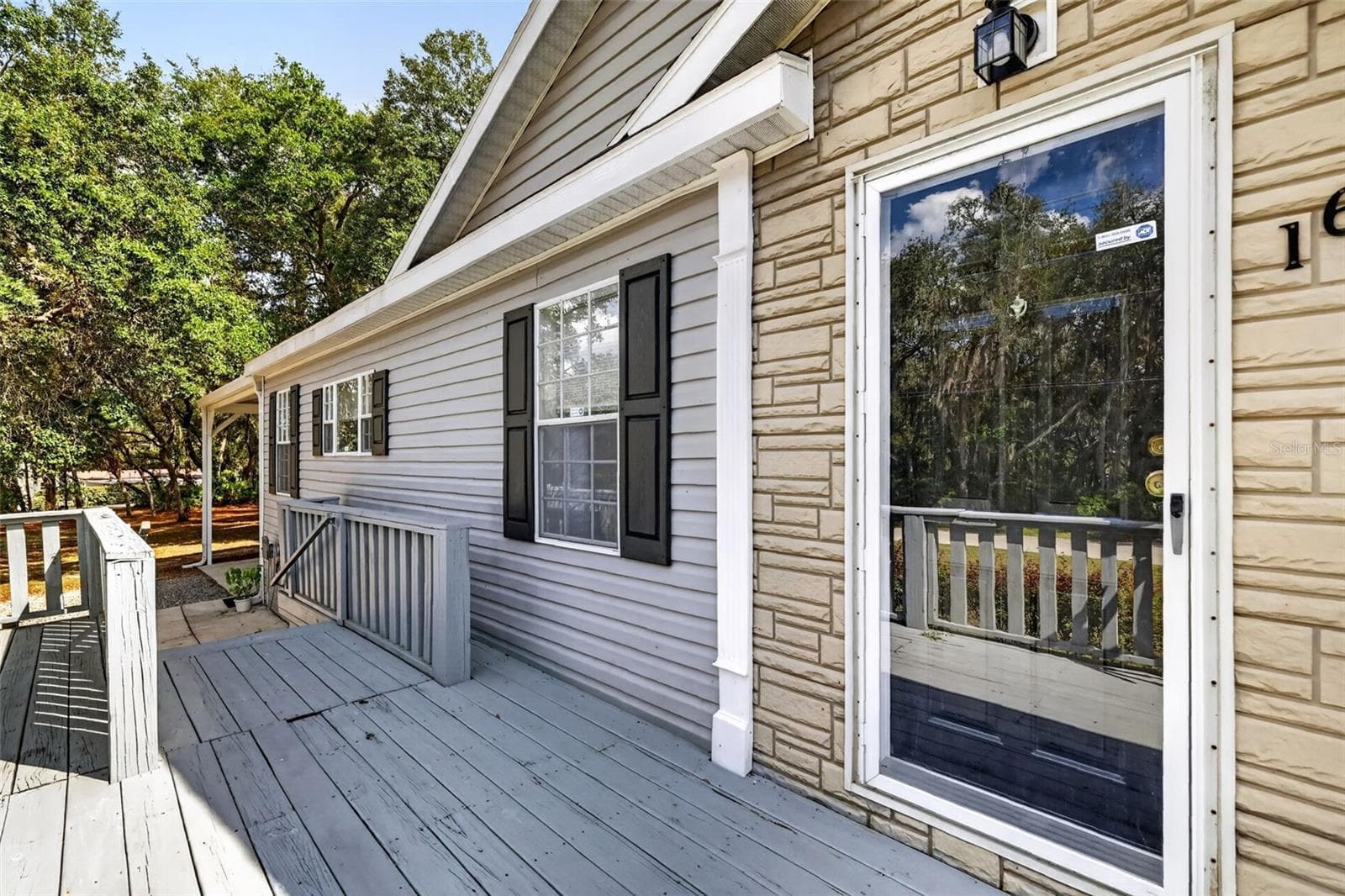 Manufactured Home at 16788 SE 69TH LN, OCKLAWAHA, photo 3 of 31