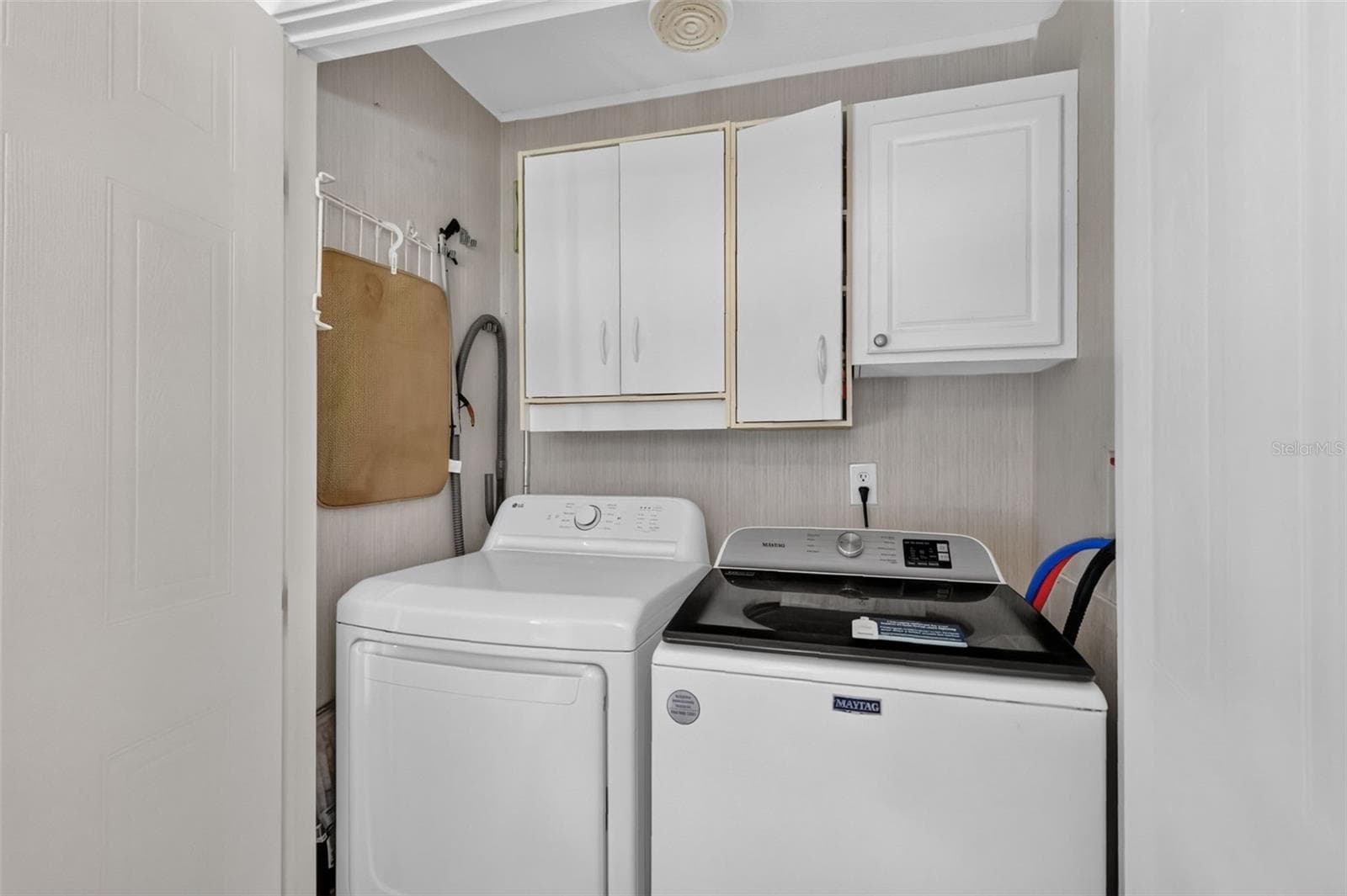 Manufactured Home at 16788 SE 69TH LN, OCKLAWAHA, photo 12 of 31