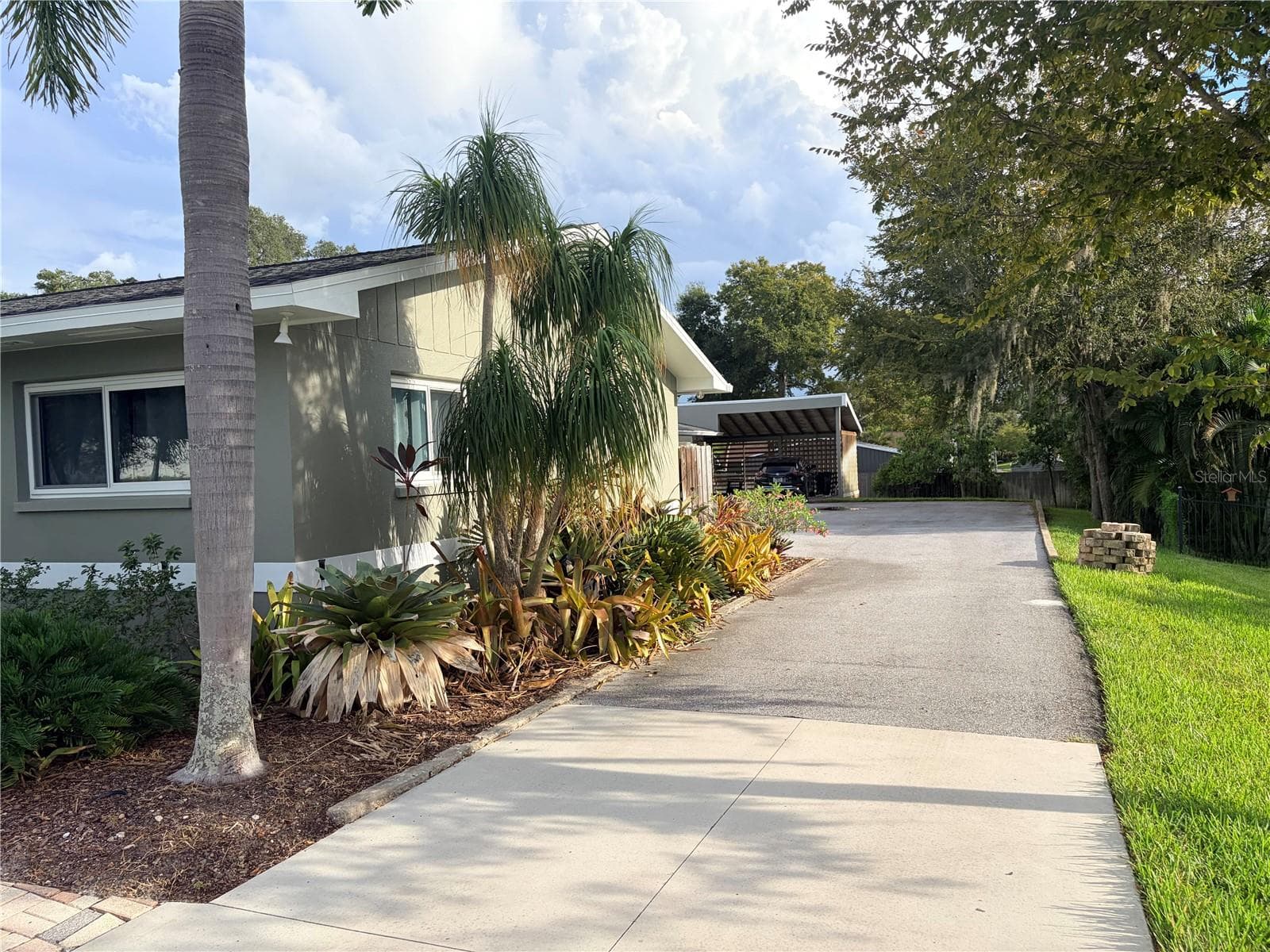 Single Family Residence at 902 ROBIN AVE, PALM HARBOR, photo 3 of 53