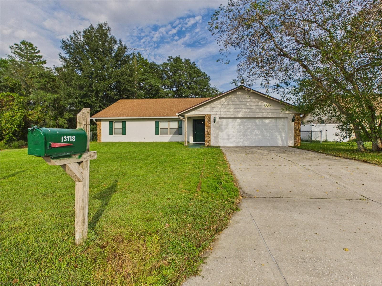 13718 SW 40TH CIR