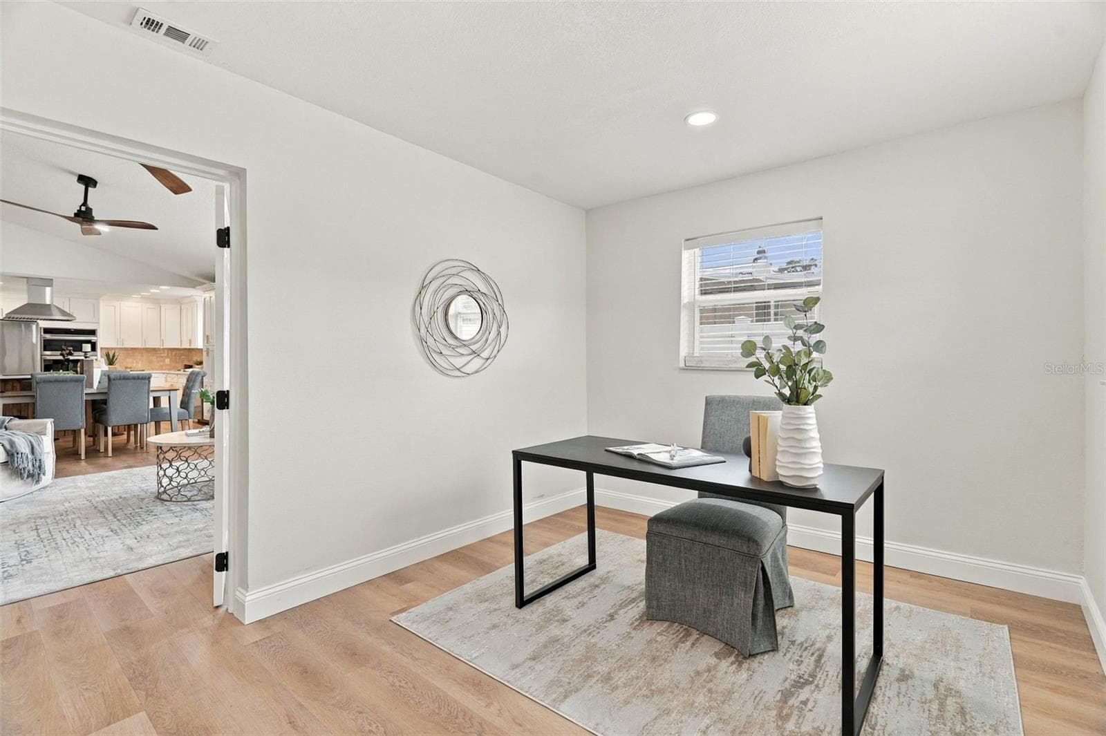 A unique bonus room offers endless flexibility; use it as a home office, fitness room, art studio, or fourth bedroom. - 625 FOLSOM ST S, ST PETERSBURG