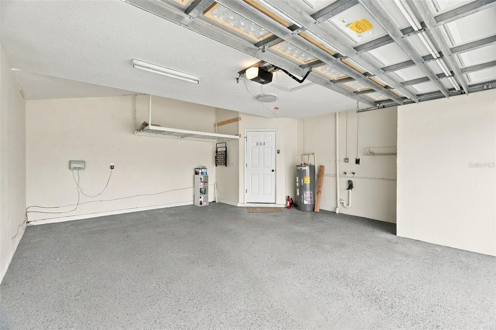 Two car garage. - 625 FOLSOM ST S, ST PETERSBURG