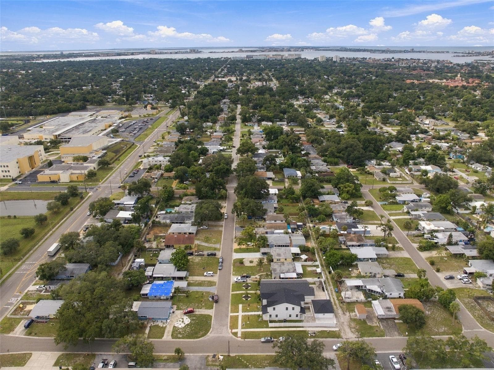 Downtown Gulfport is minutes away. - 625 FOLSOM ST S, ST PETERSBURG