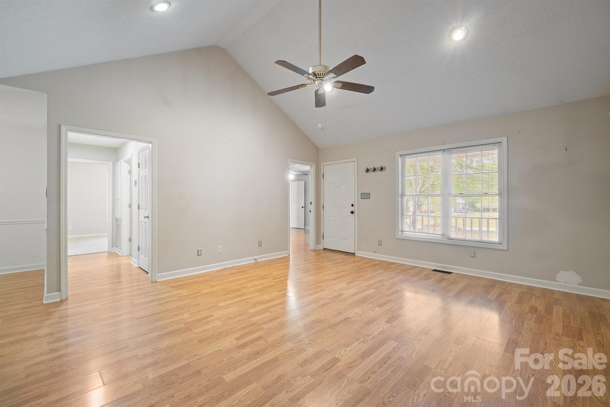 Single Family Residence at 2017 Country Club Drive, Lancaster, photo 9 of 32