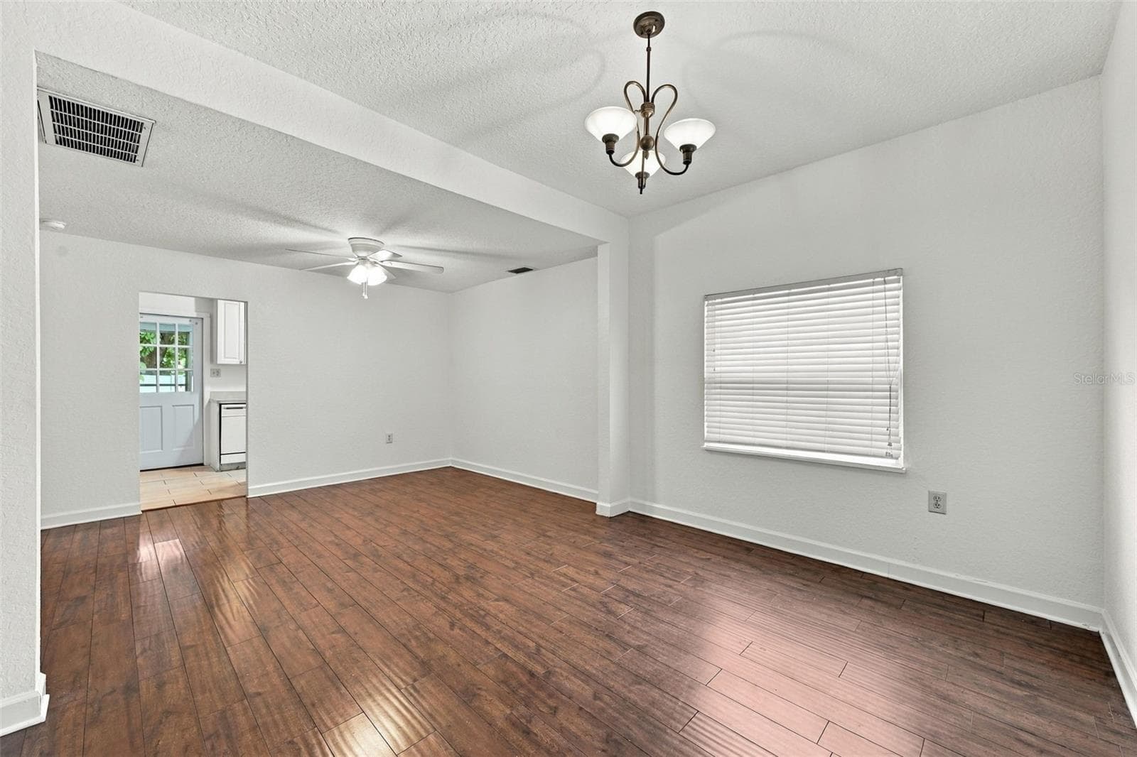 Single Family Residence at 1242 NEW YORK AVE, DUNEDIN, photo 13 of 42