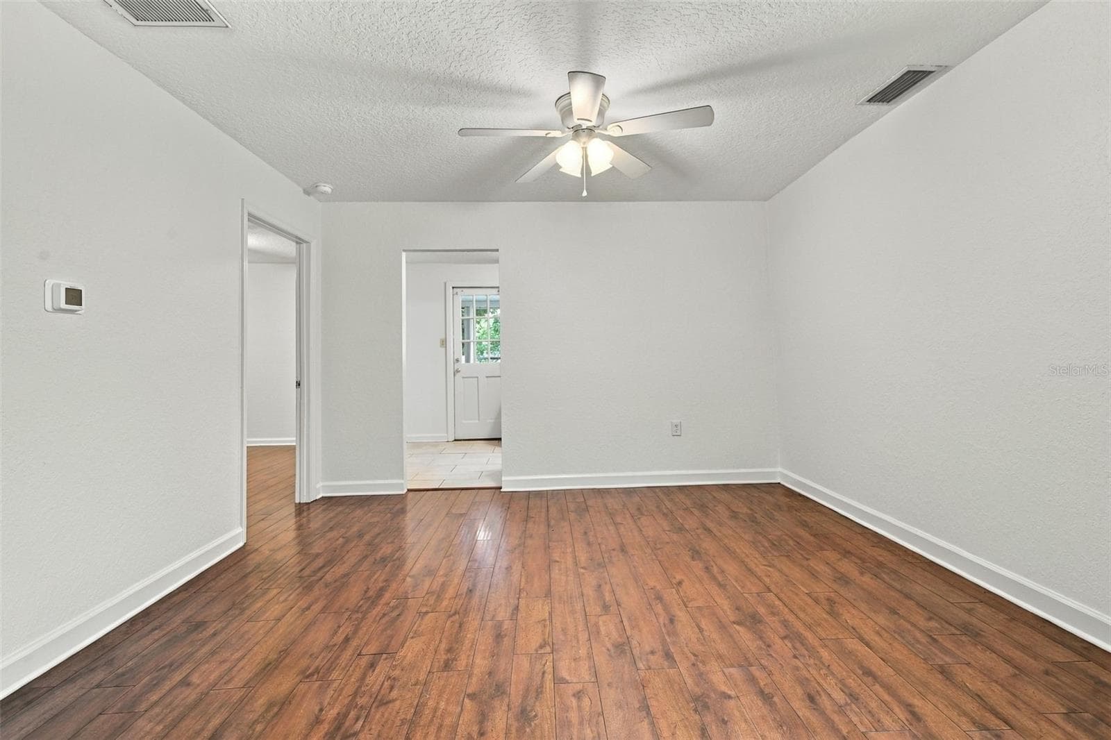 Single Family Residence at 1242 NEW YORK AVE, DUNEDIN, photo 15 of 42