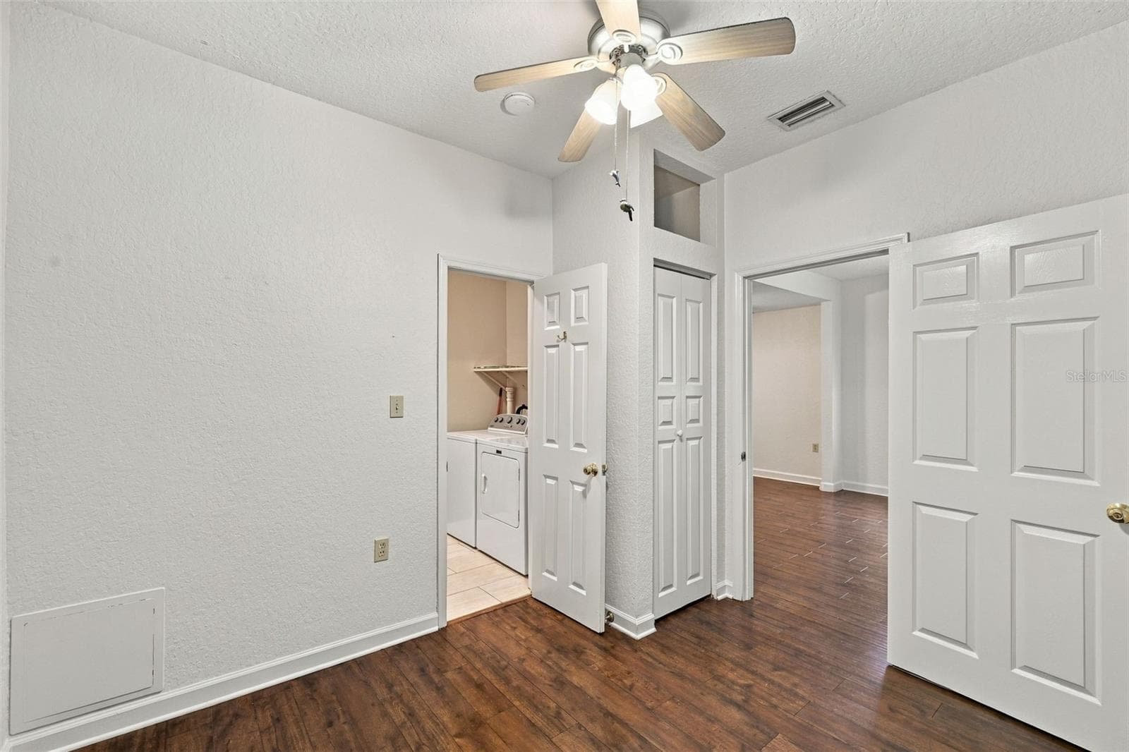 Single Family Residence at 1242 NEW YORK AVE, DUNEDIN, photo 31 of 42